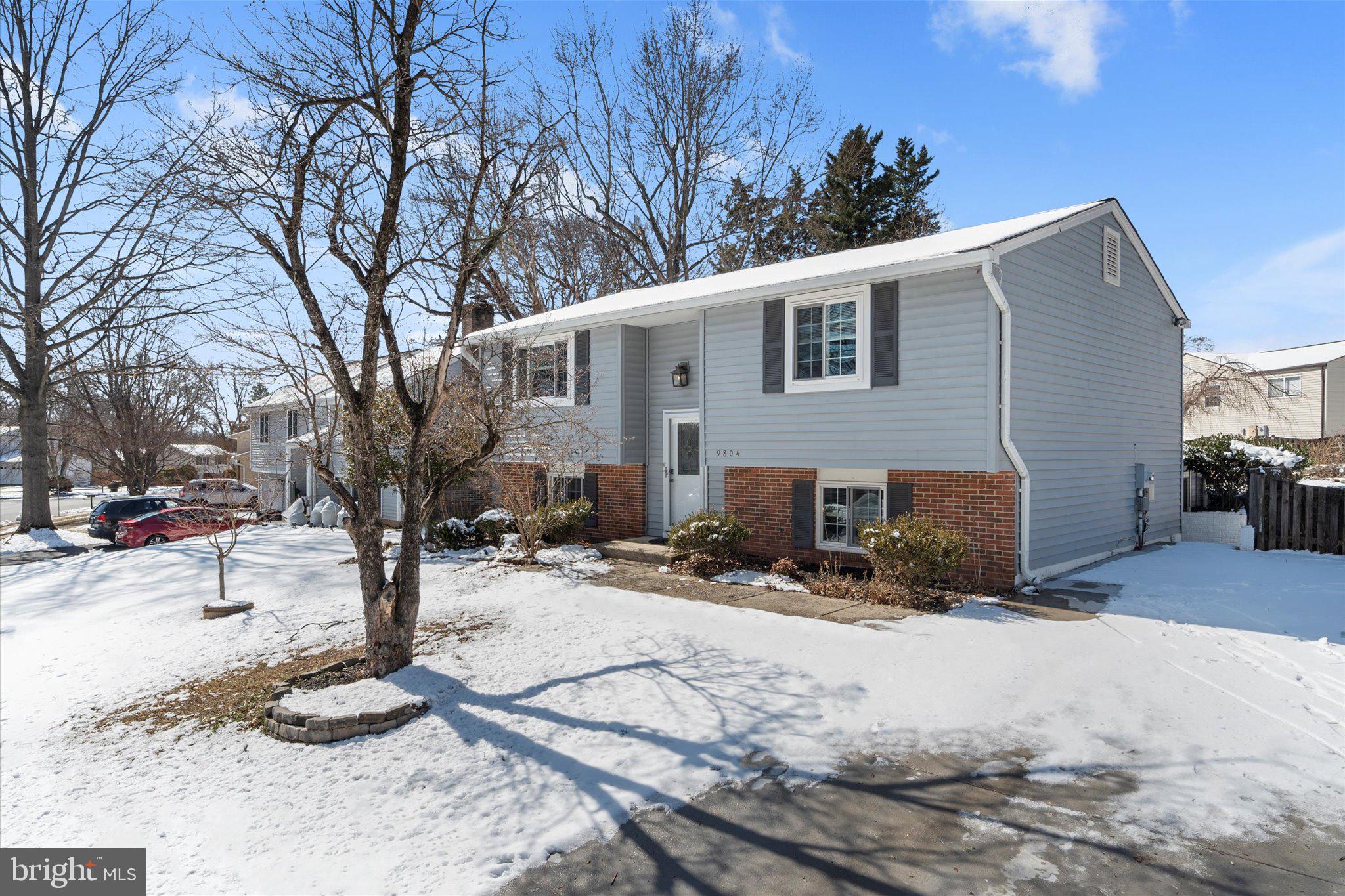 EDGELEA WOODS - Residential