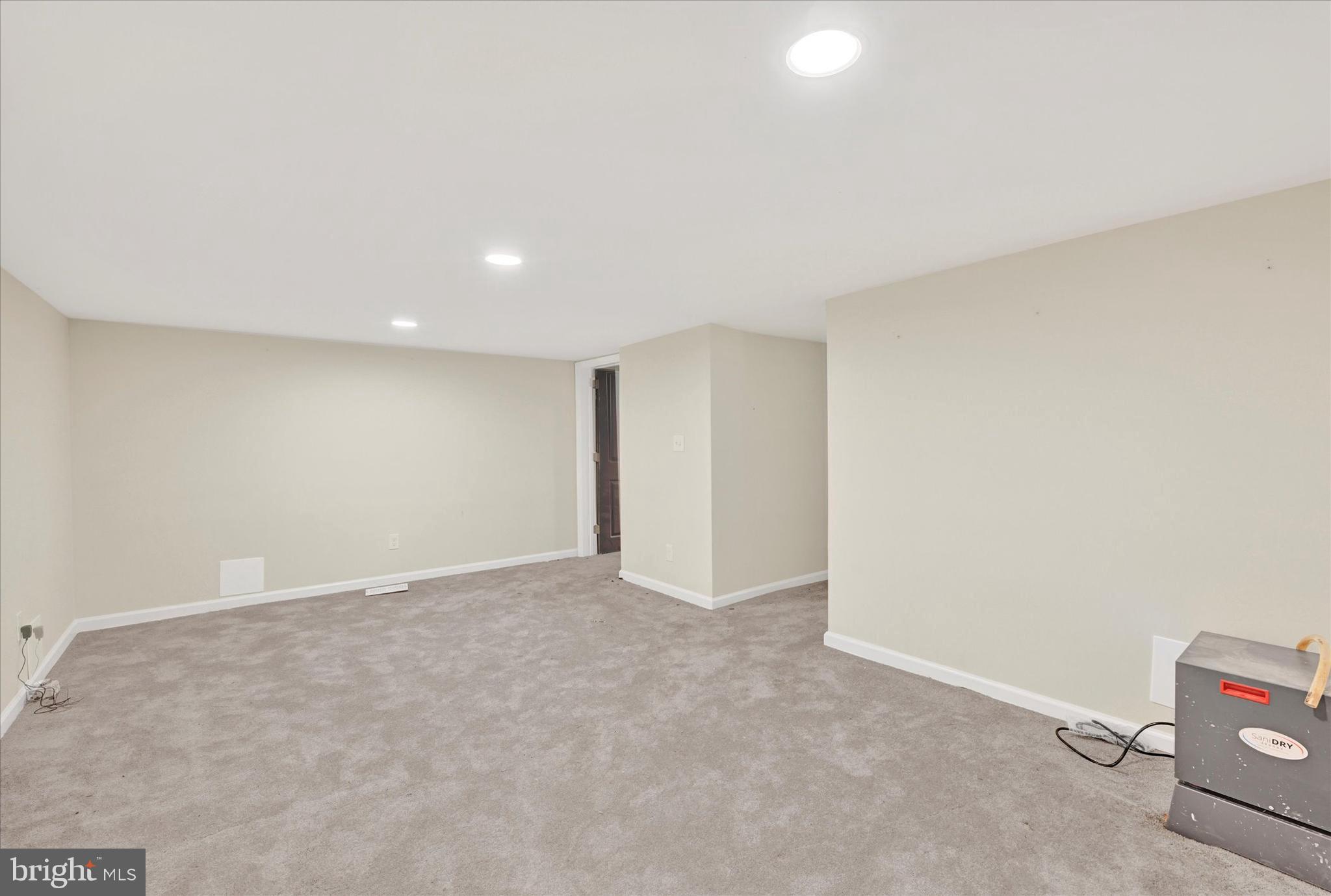 GWYNN OAK - Residential