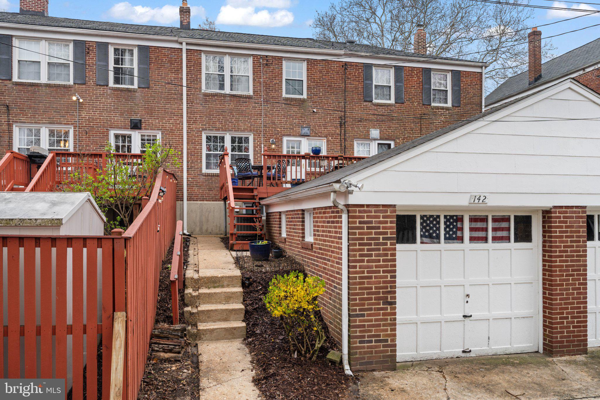 RODGERS FORGE - Residential