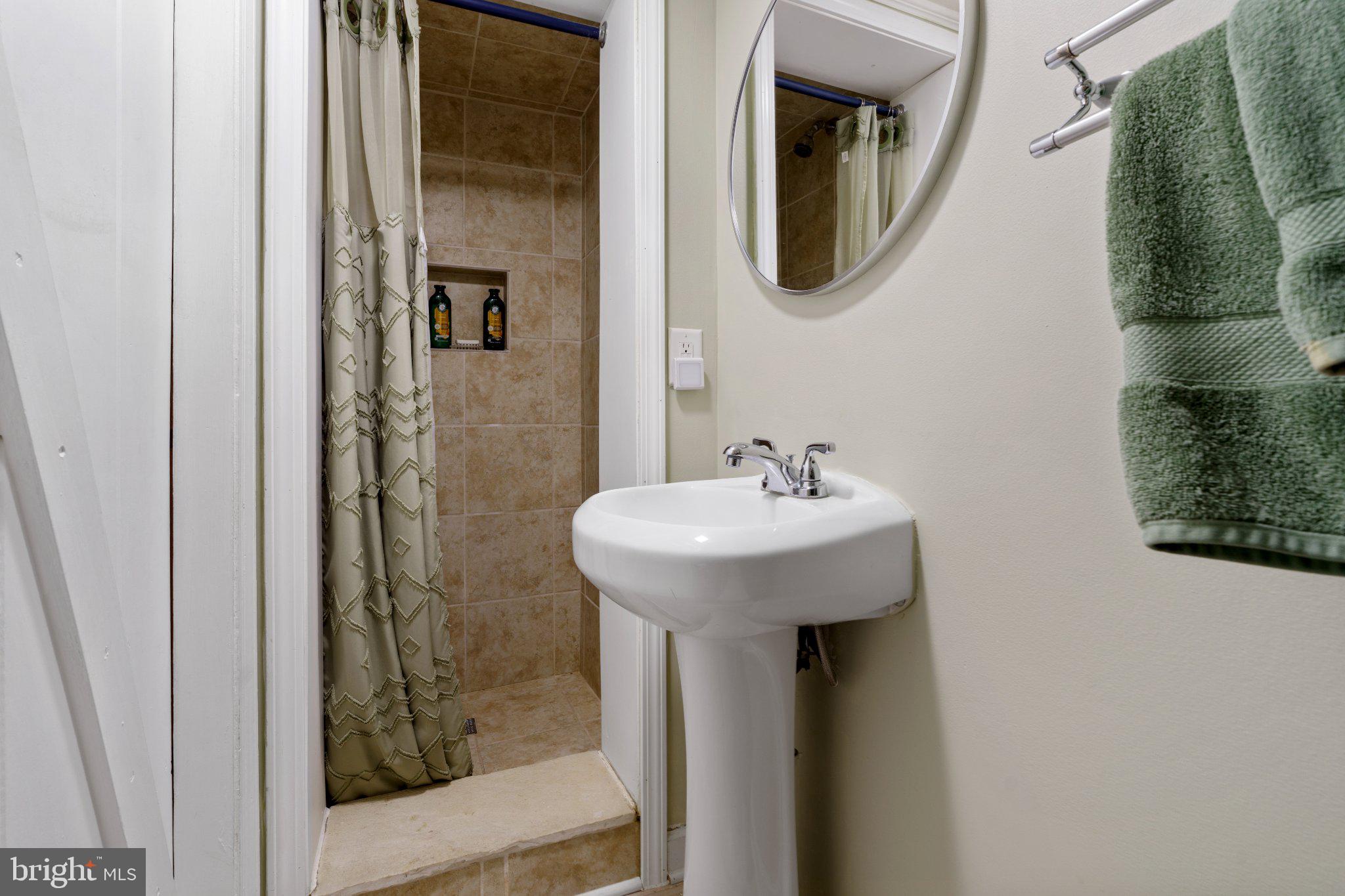 RODGERS FORGE - Residential