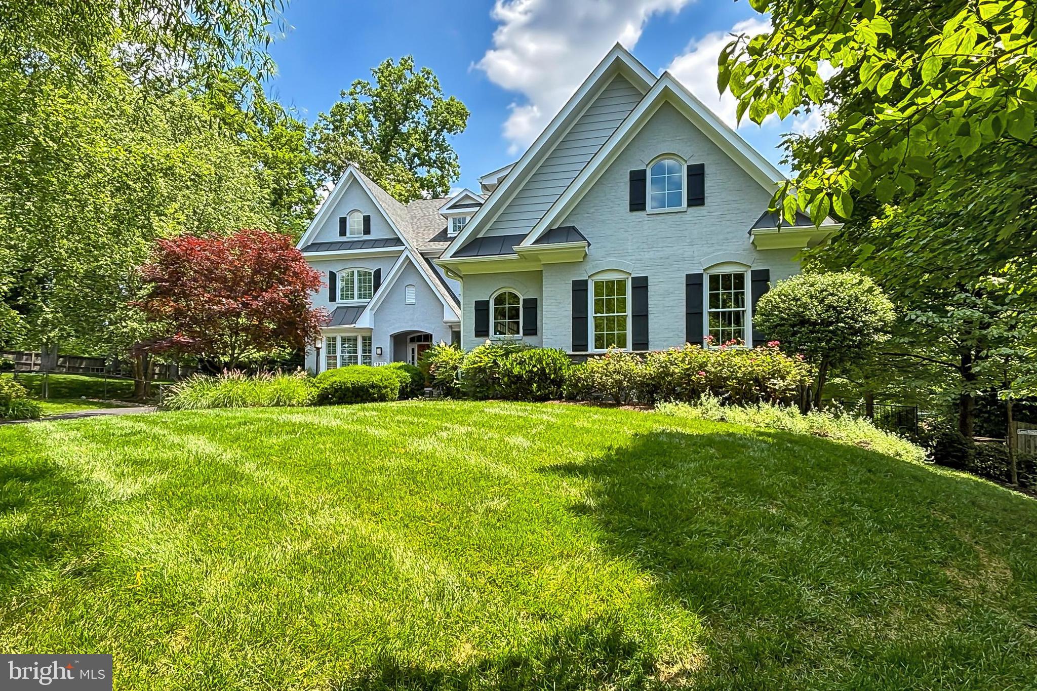 WEST SPRINGFIELD - Residential