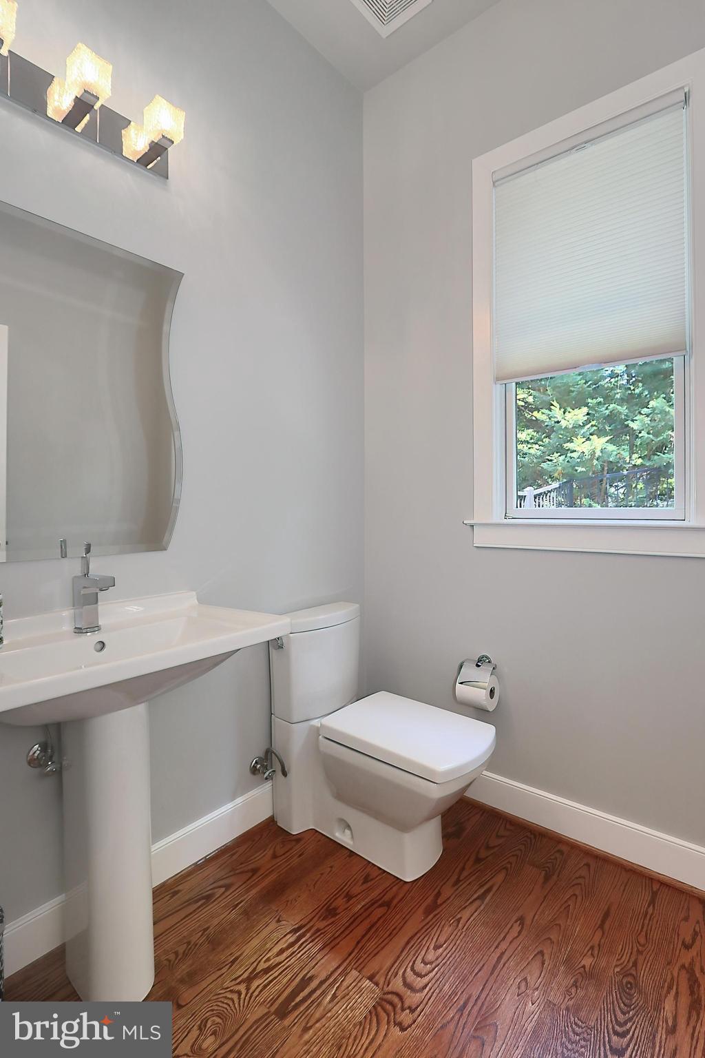 WEST SPRINGFIELD - Residential