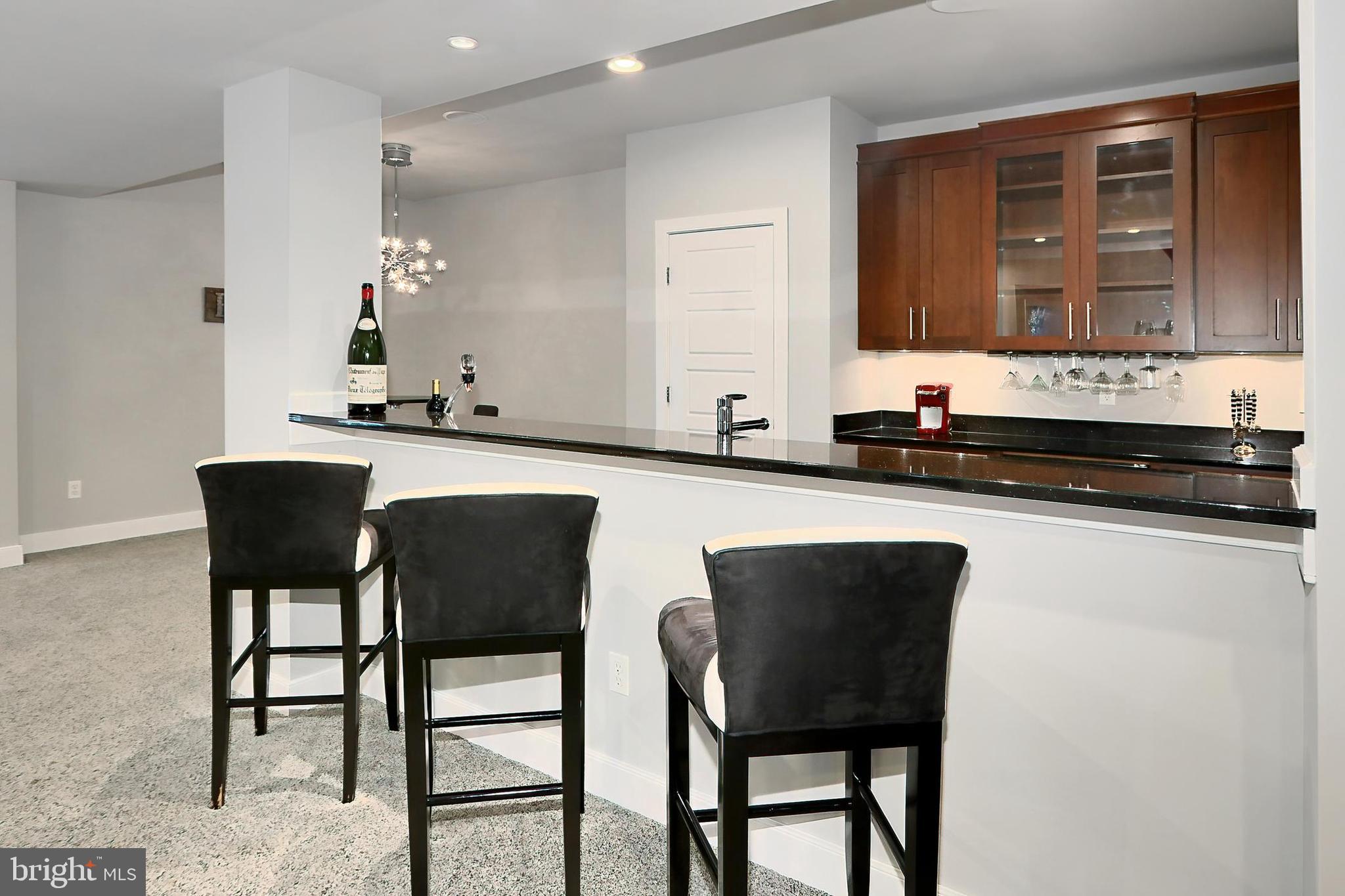 WEST SPRINGFIELD - Residential