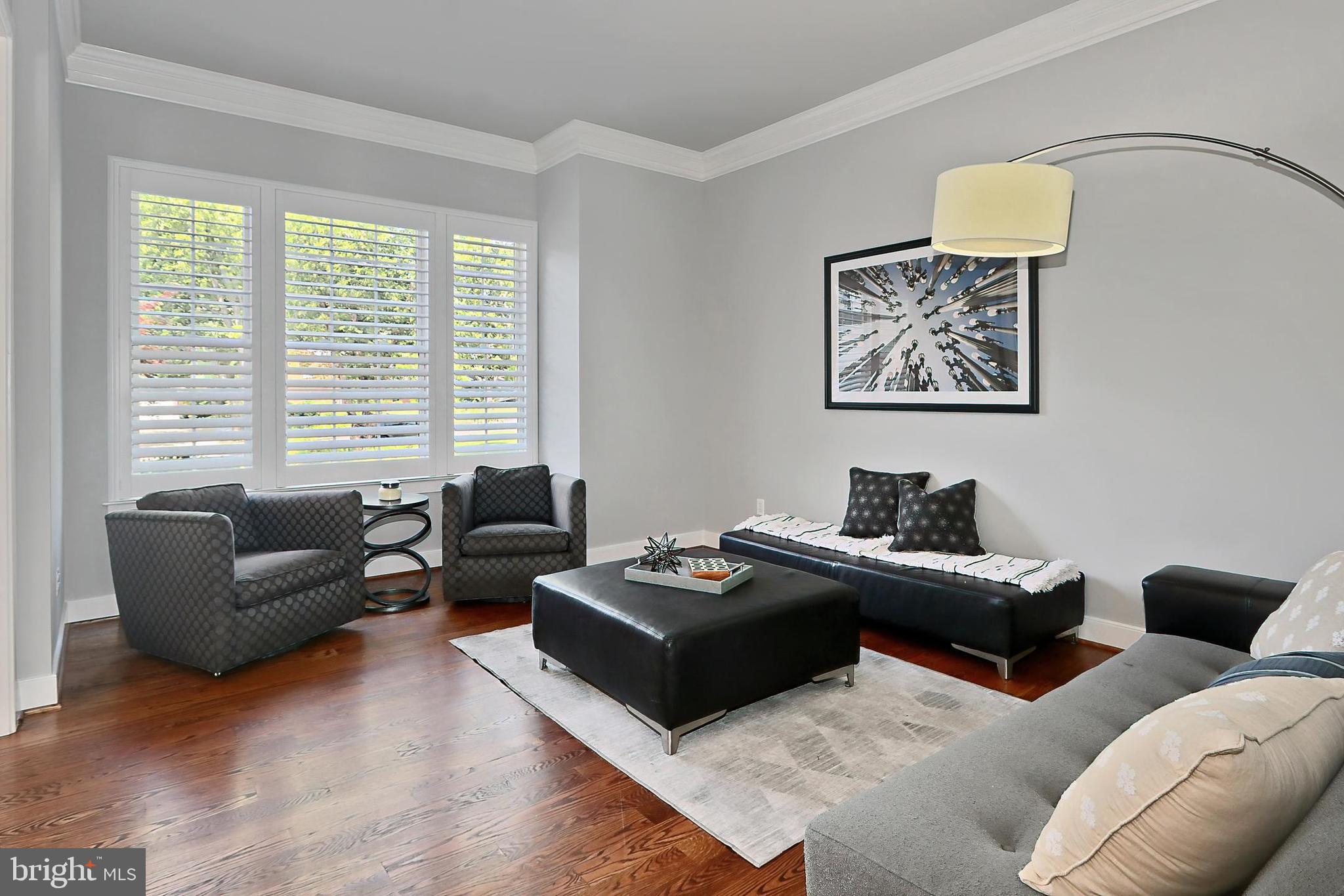 WEST SPRINGFIELD - Residential