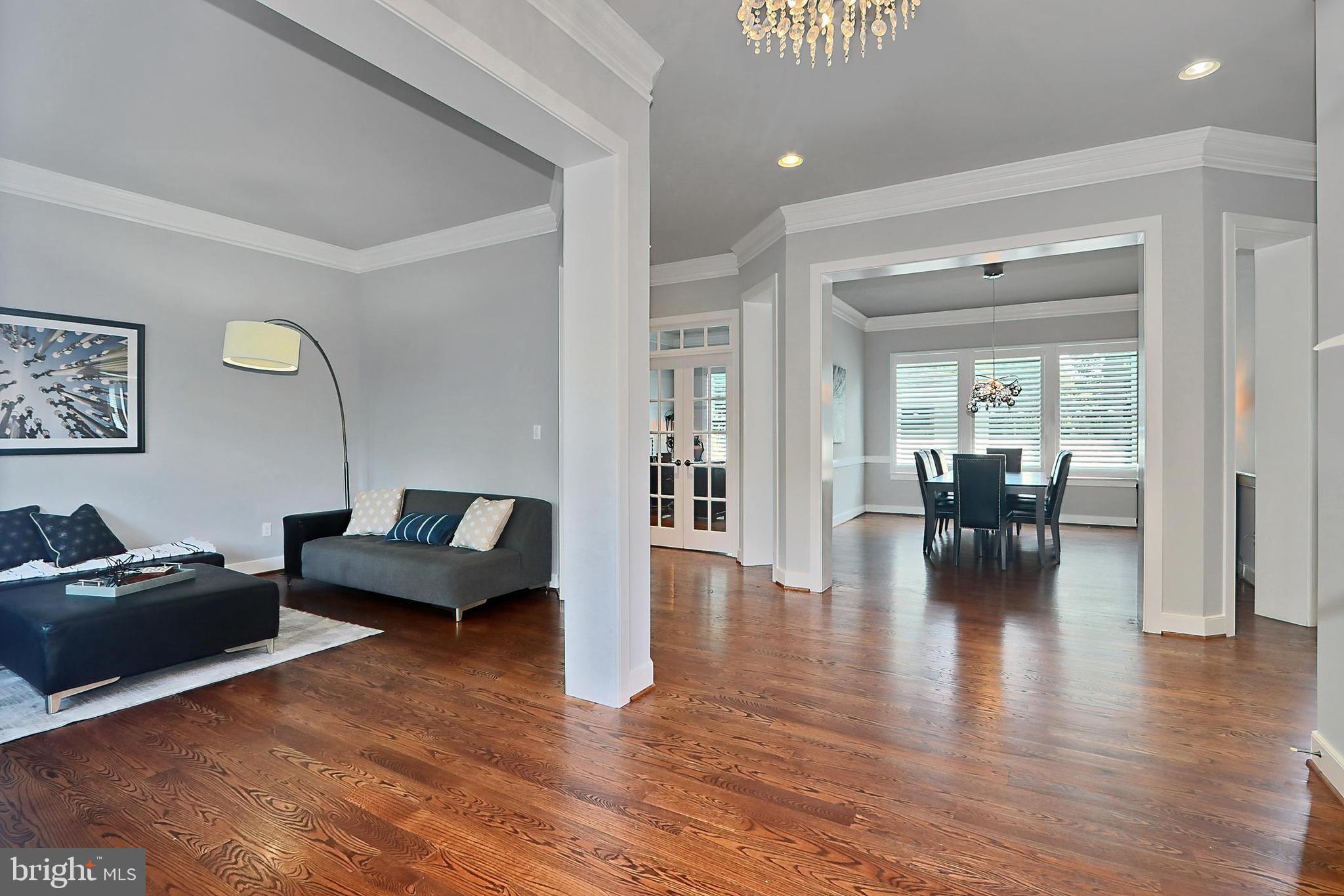 WEST SPRINGFIELD - Residential