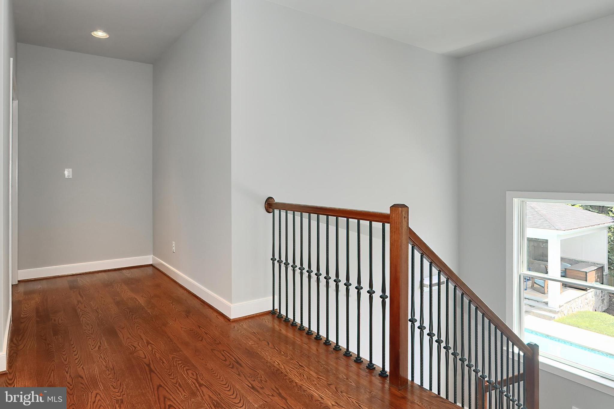 WEST SPRINGFIELD - Residential