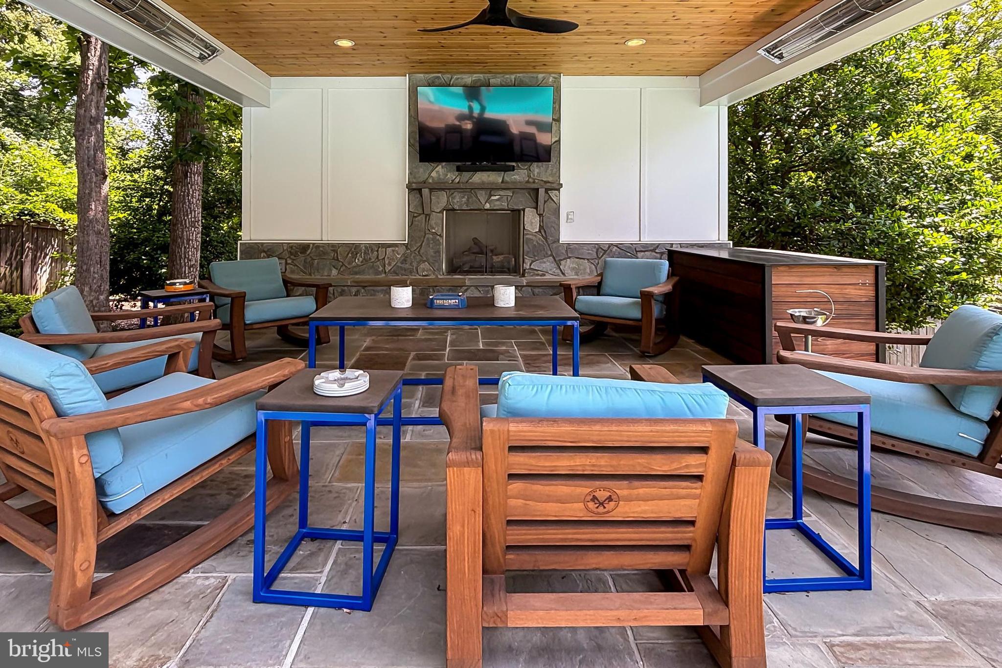 WEST SPRINGFIELD - Residential