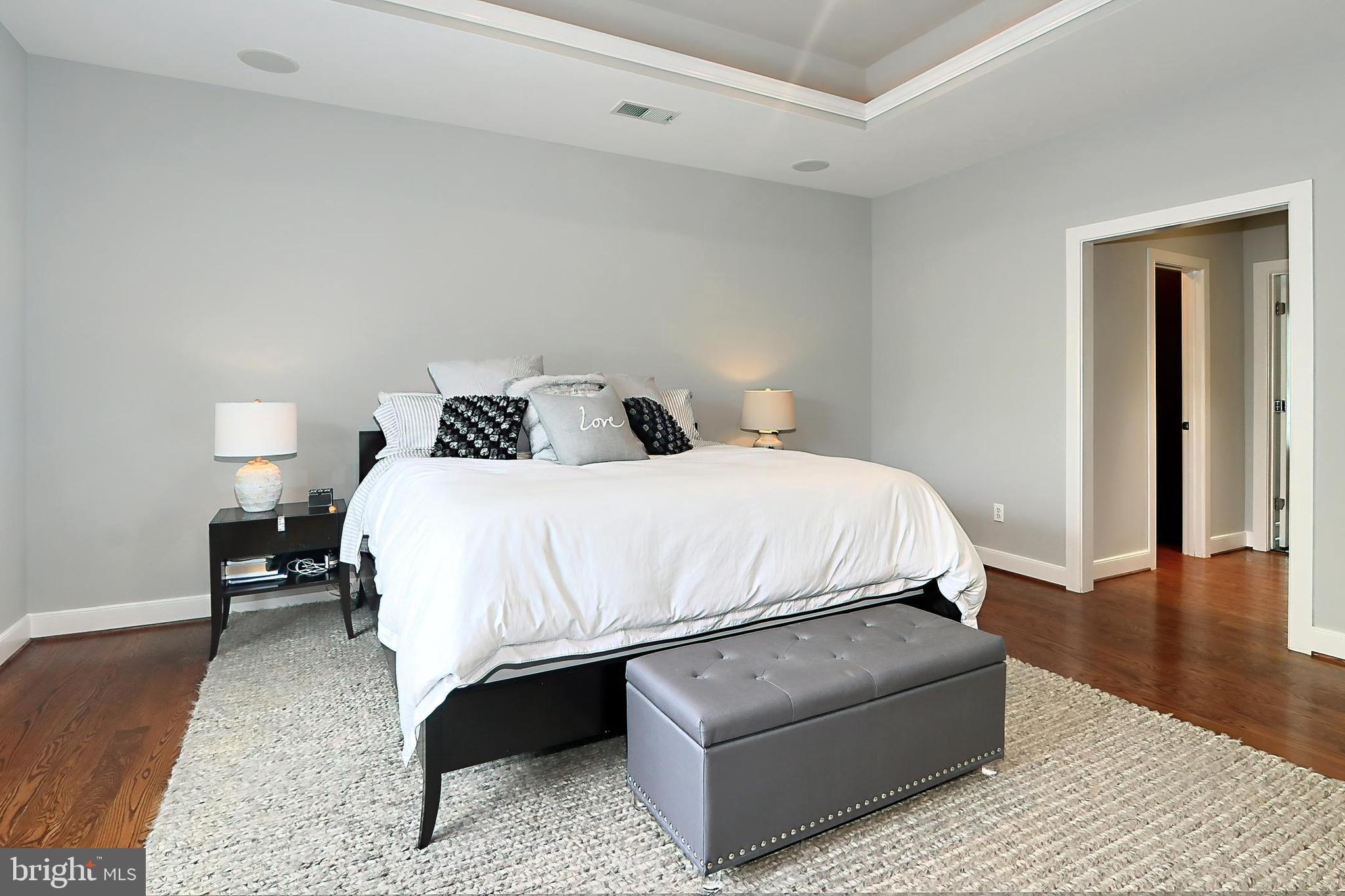 WEST SPRINGFIELD - Residential