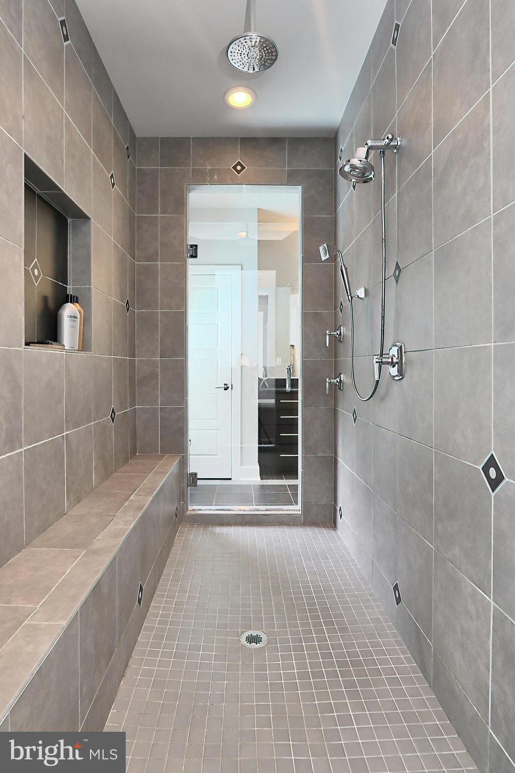 WEST SPRINGFIELD - Residential