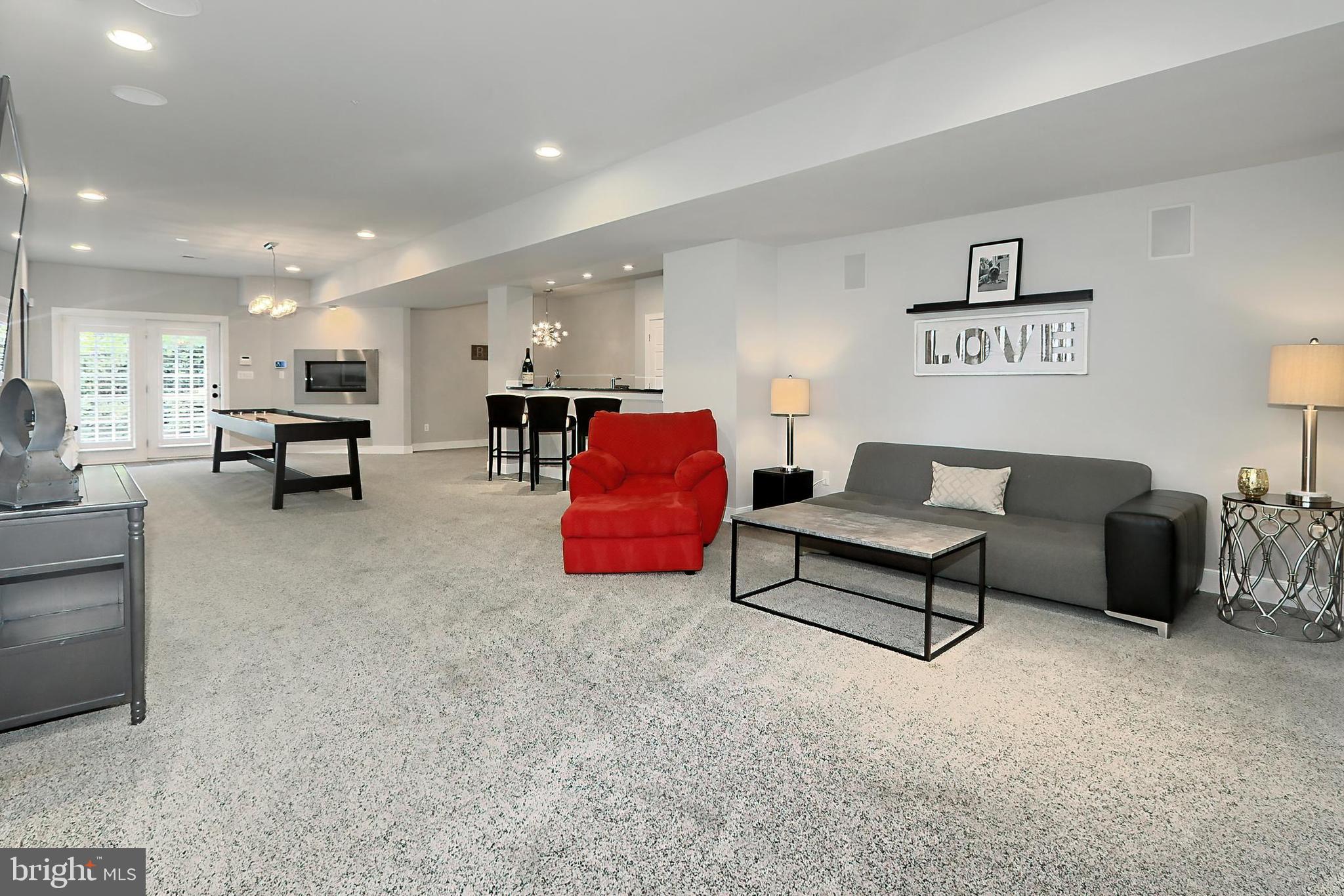 WEST SPRINGFIELD - Residential