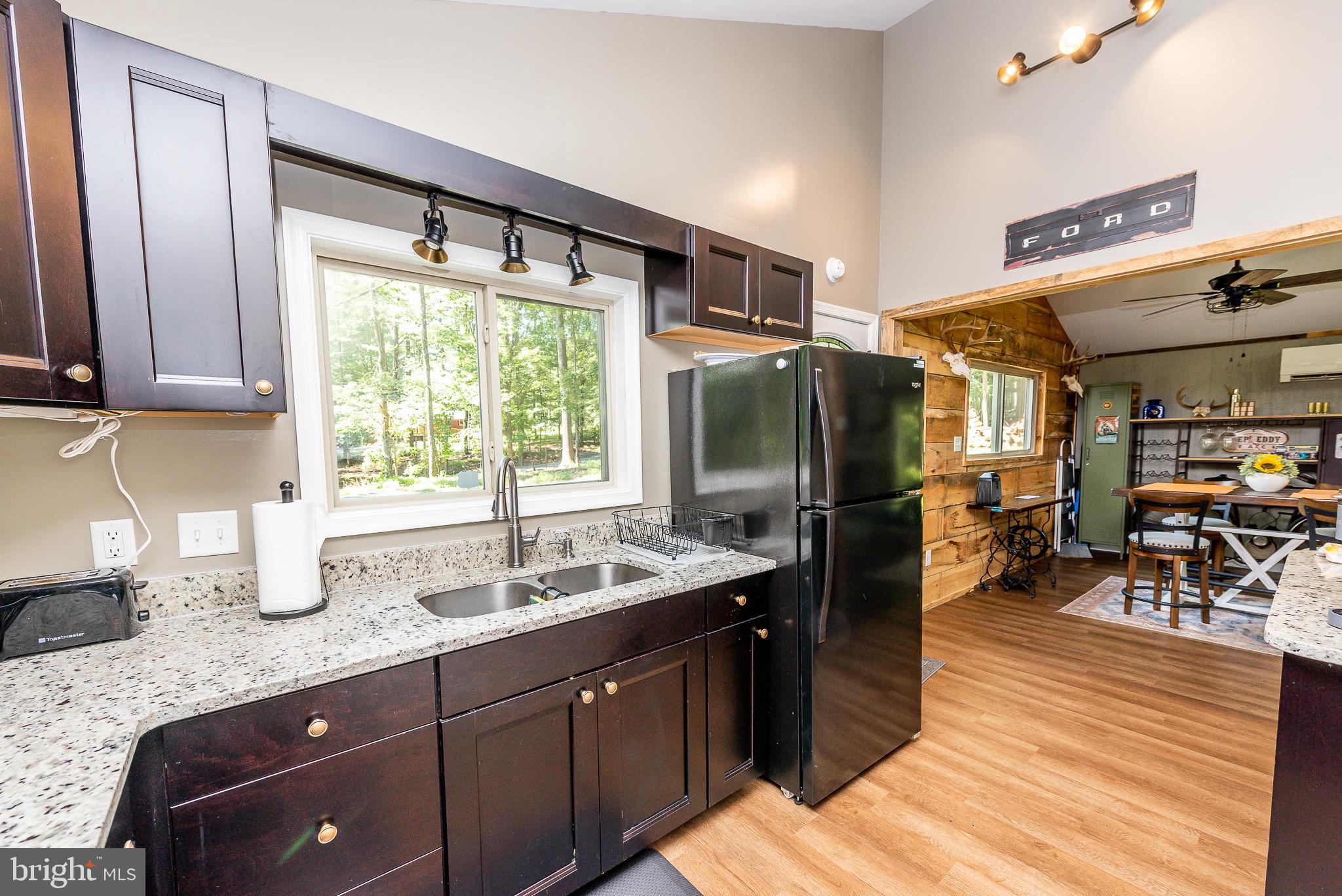 THE WOODS - Residential