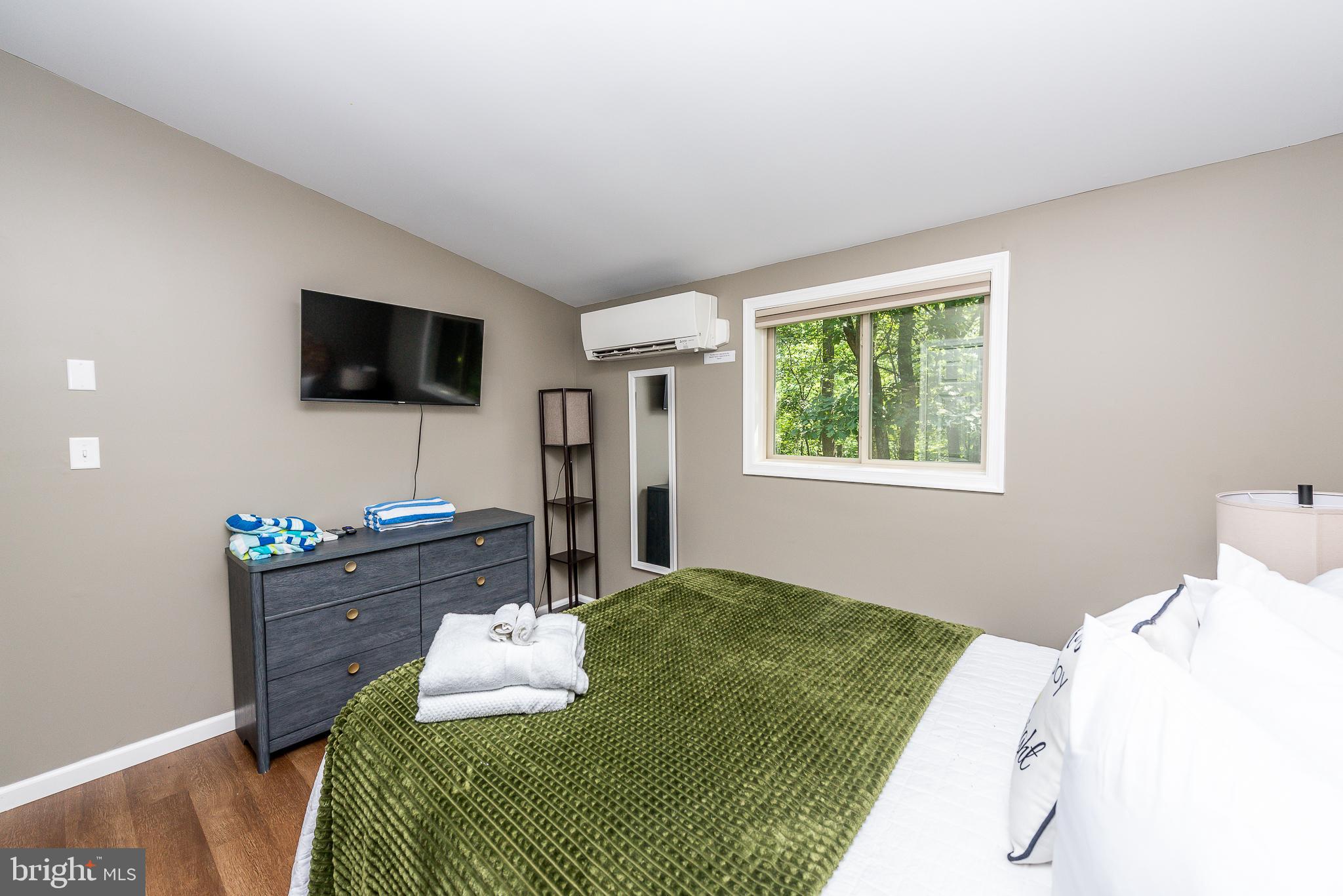 THE WOODS - Residential