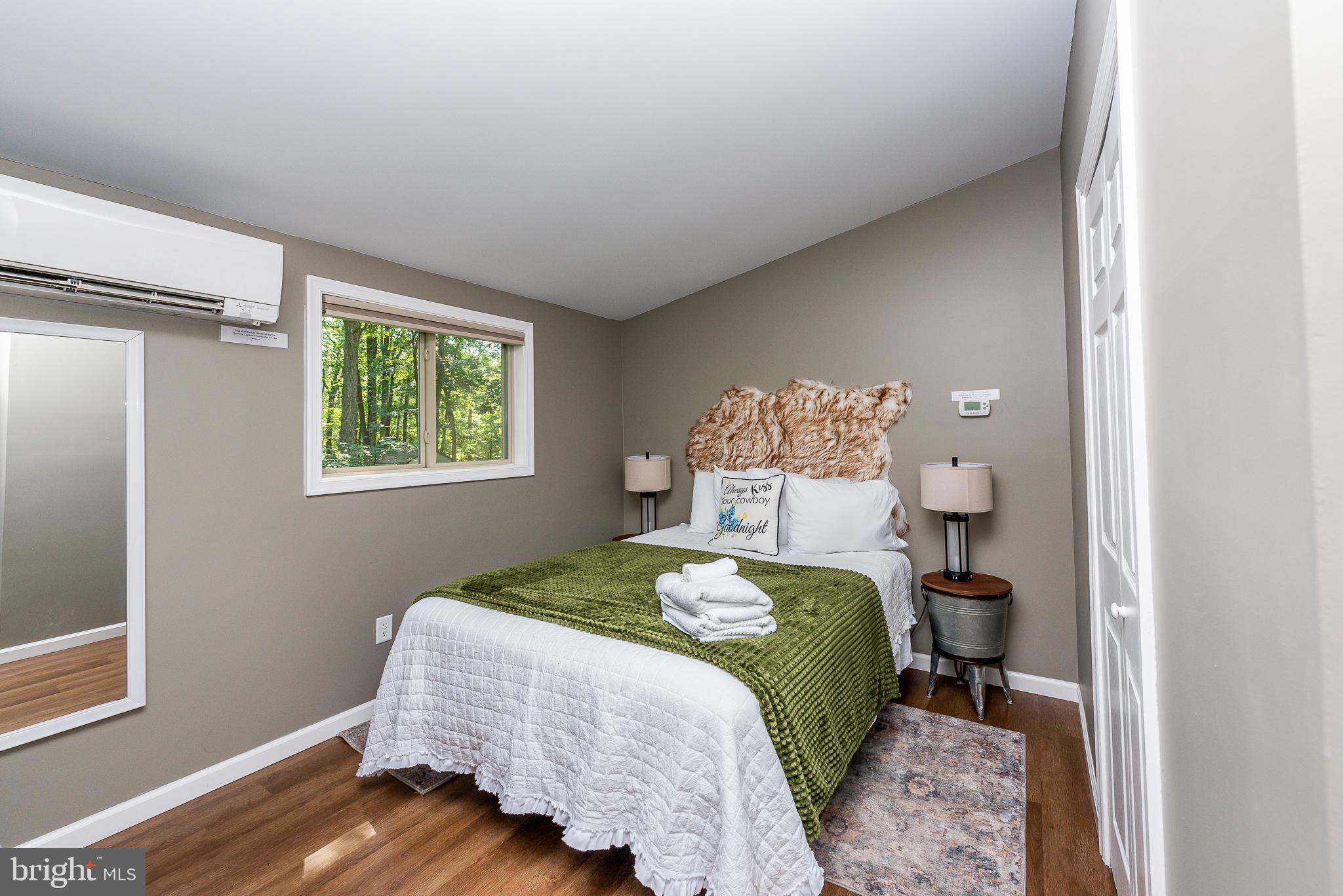 THE WOODS - Residential