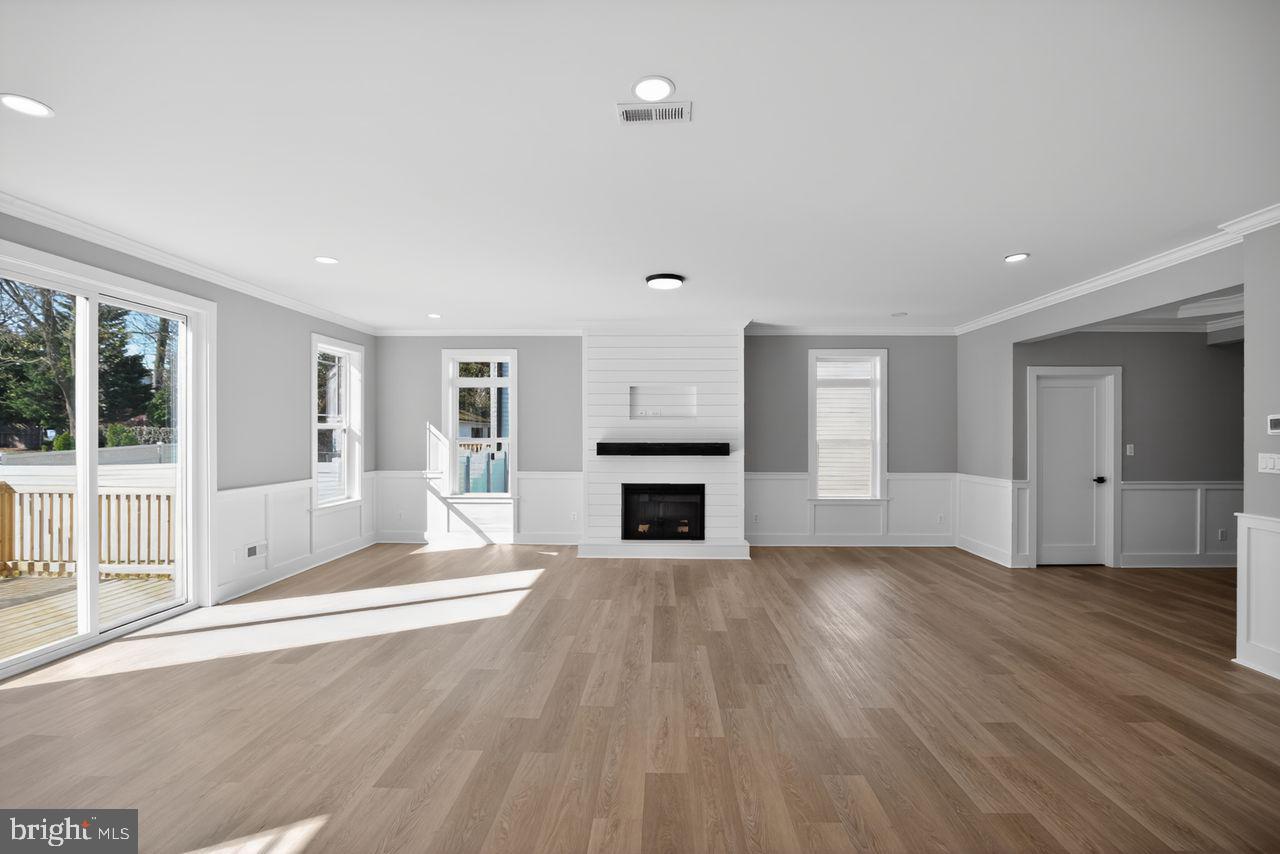 7266 CEDAR AVENUE