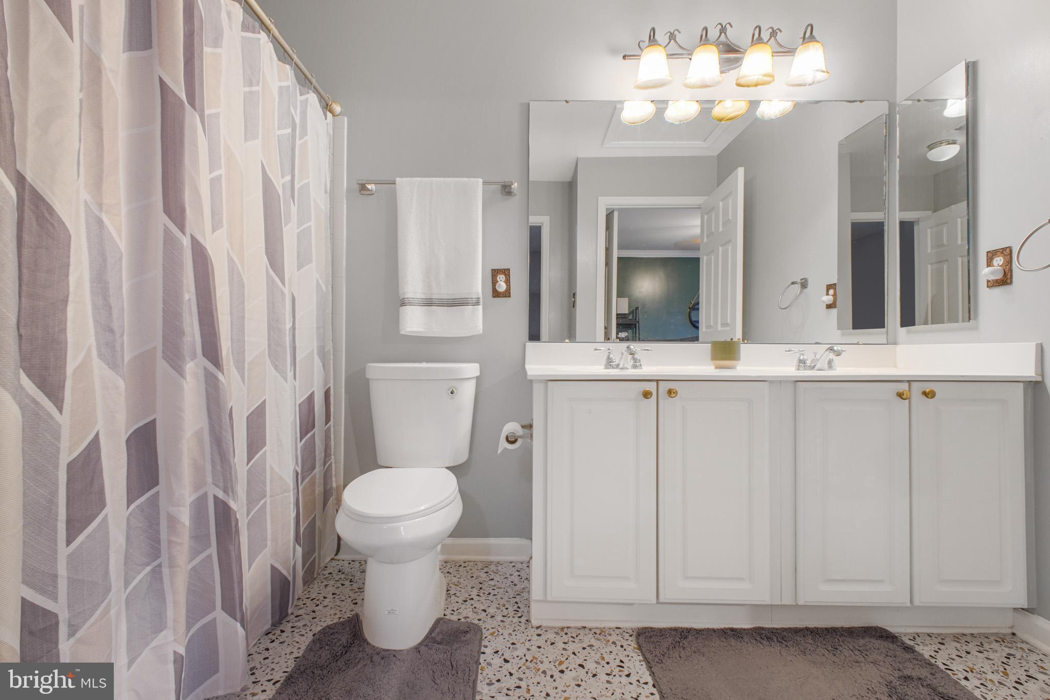 TURNBERRY VILLAGE - Residential