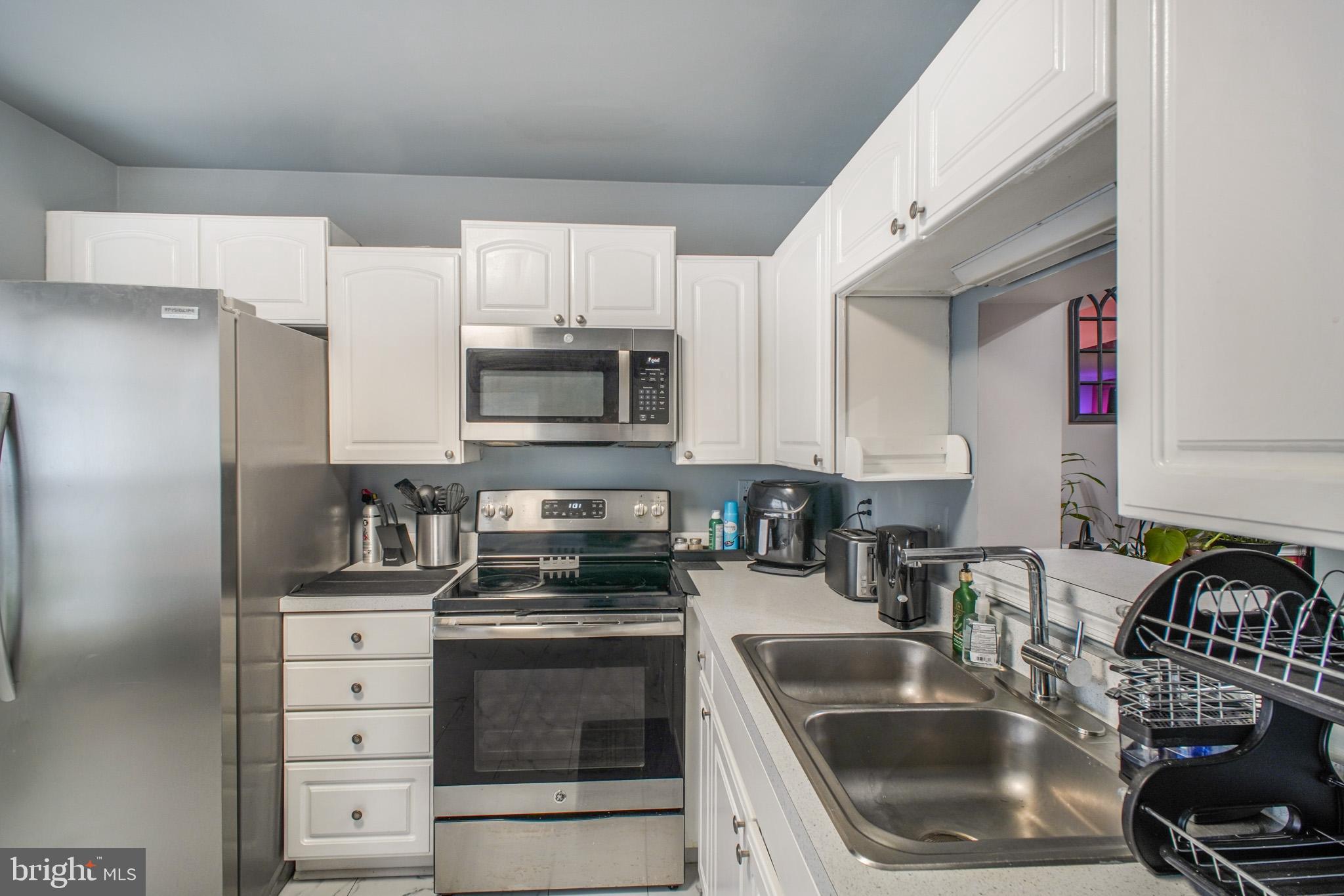 TURNBERRY VILLAGE - Residential