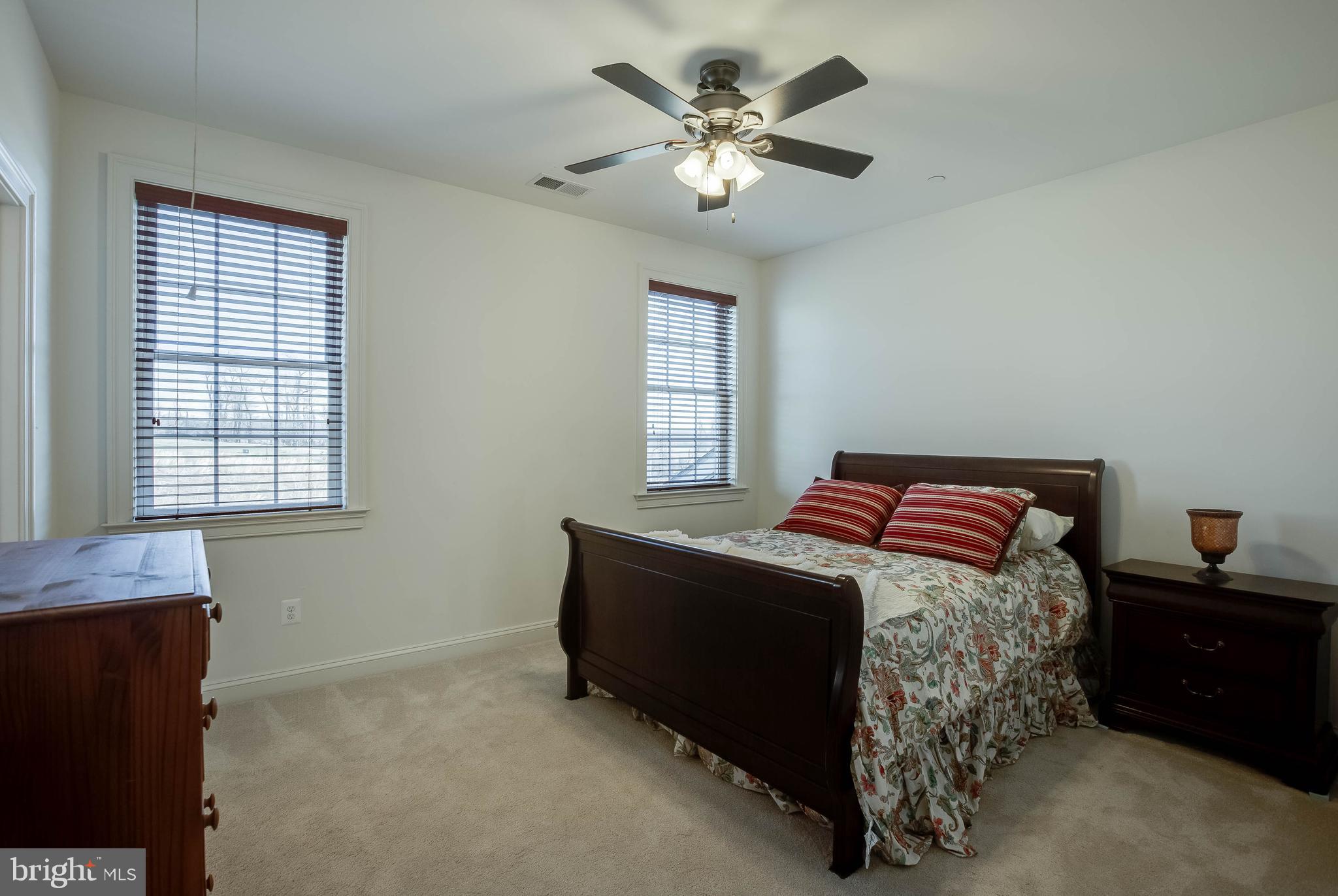 CLOVERFIELD - Residential