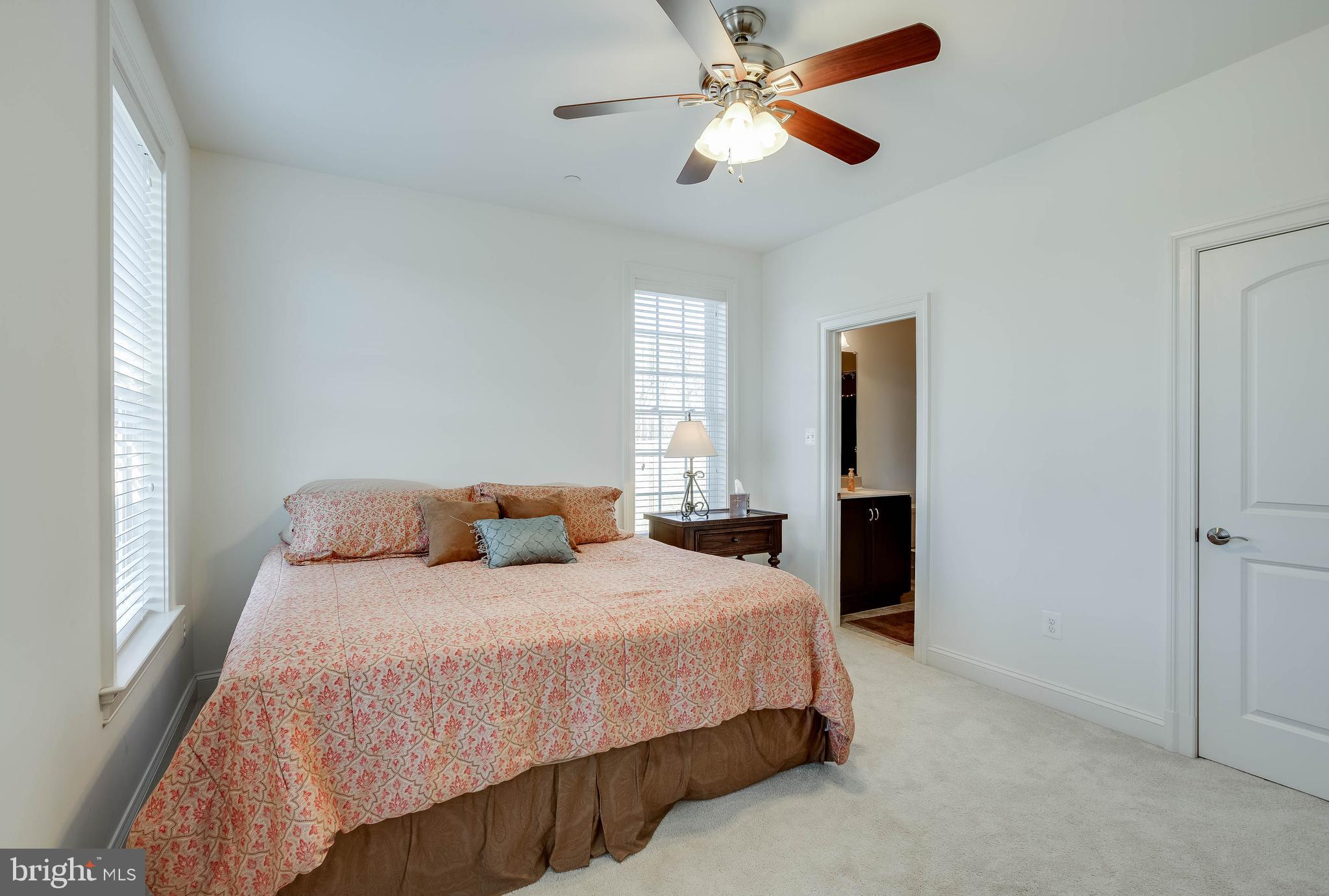 CLOVERFIELD - Residential