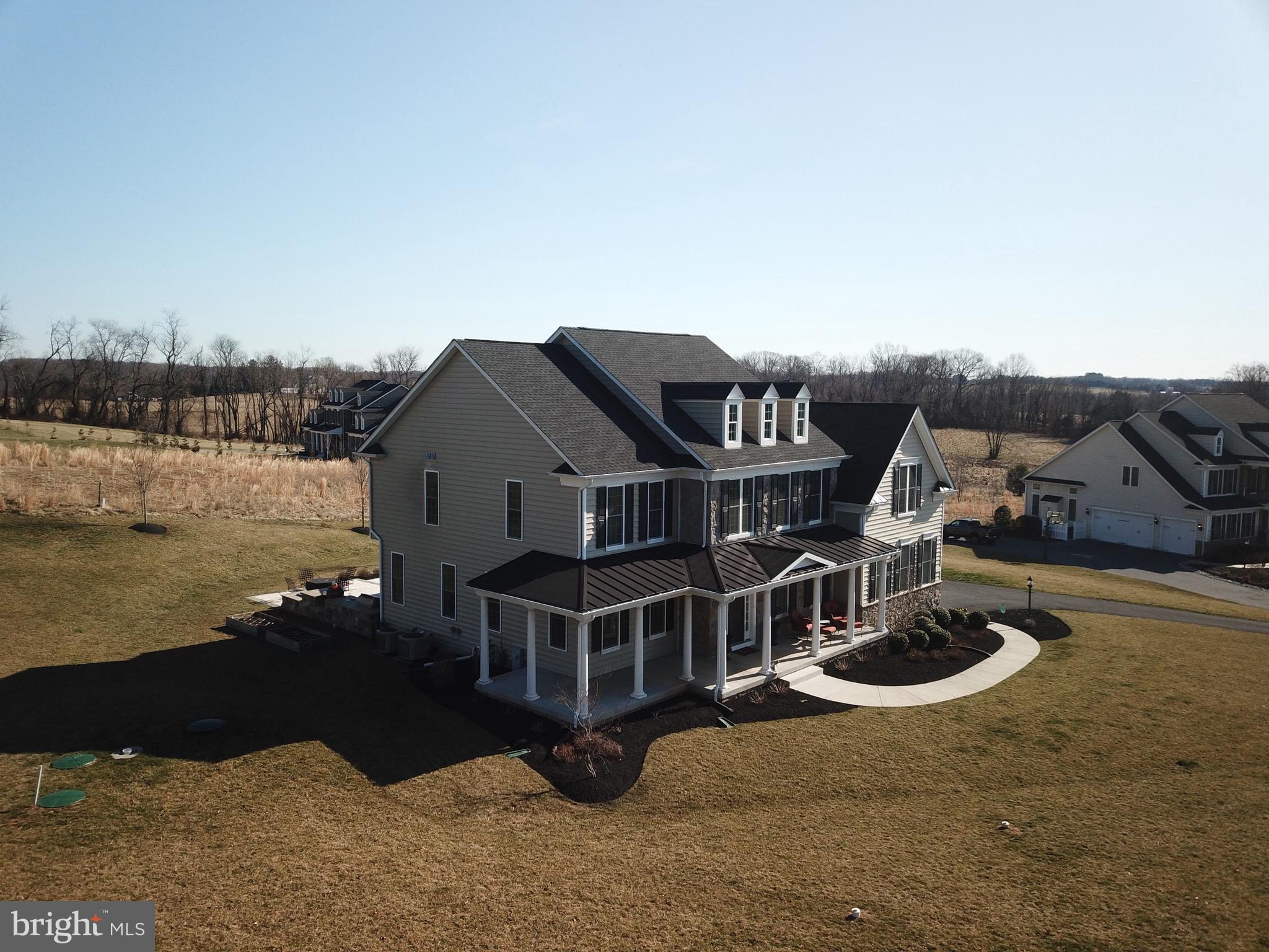 CLOVERFIELD - Residential