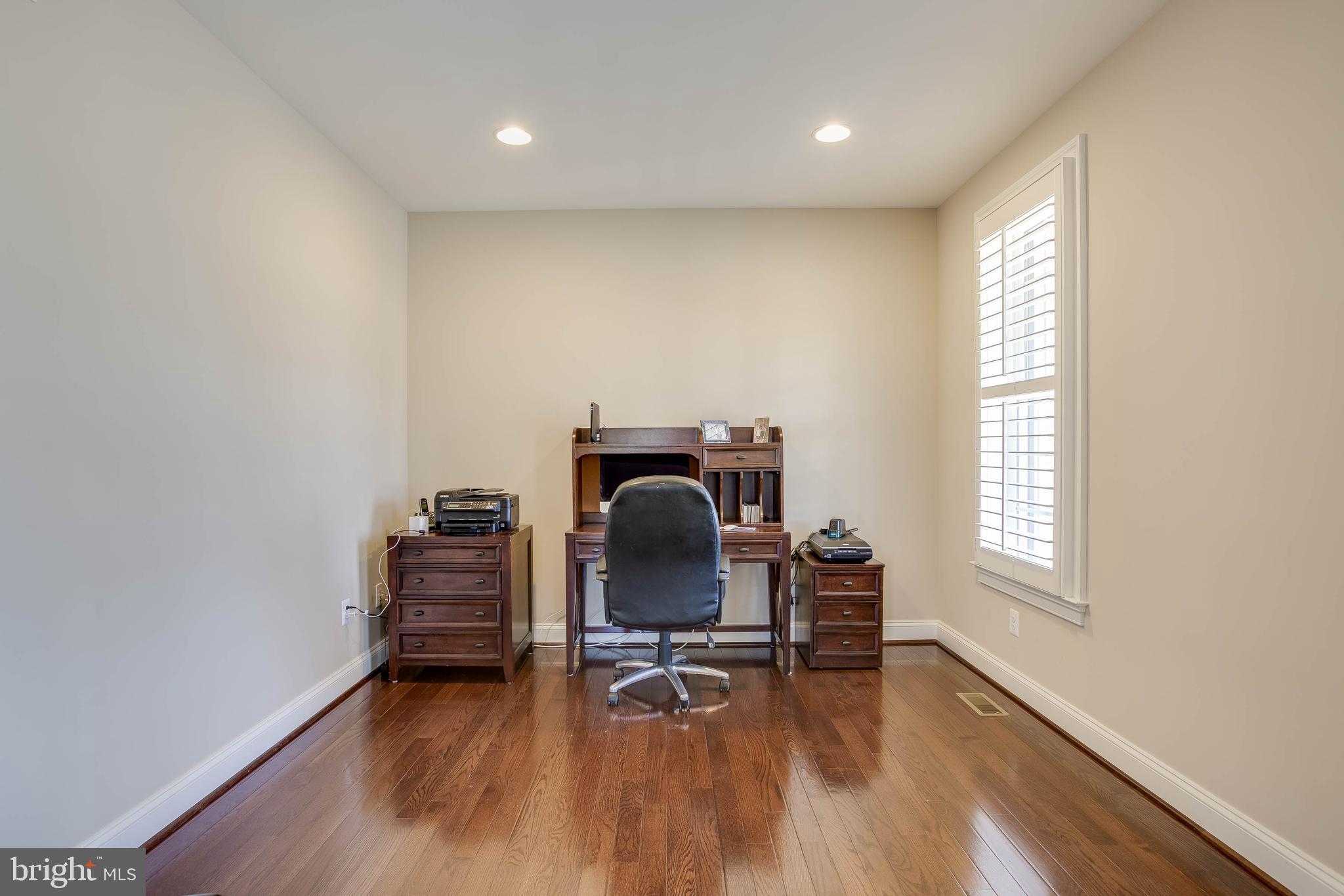 CLOVERFIELD - Residential