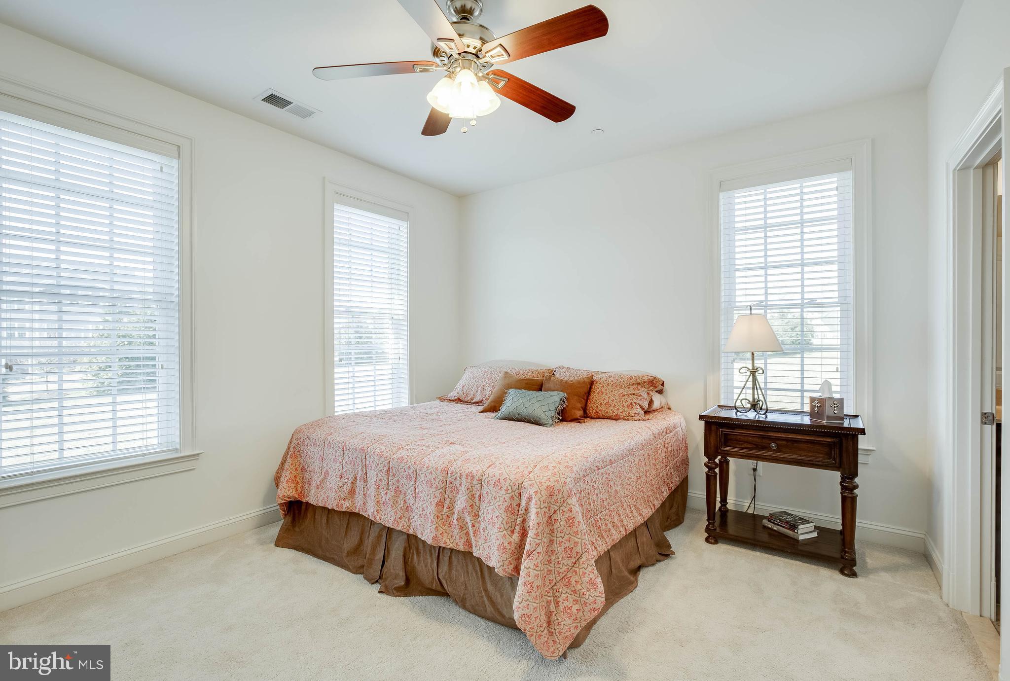 CLOVERFIELD - Residential