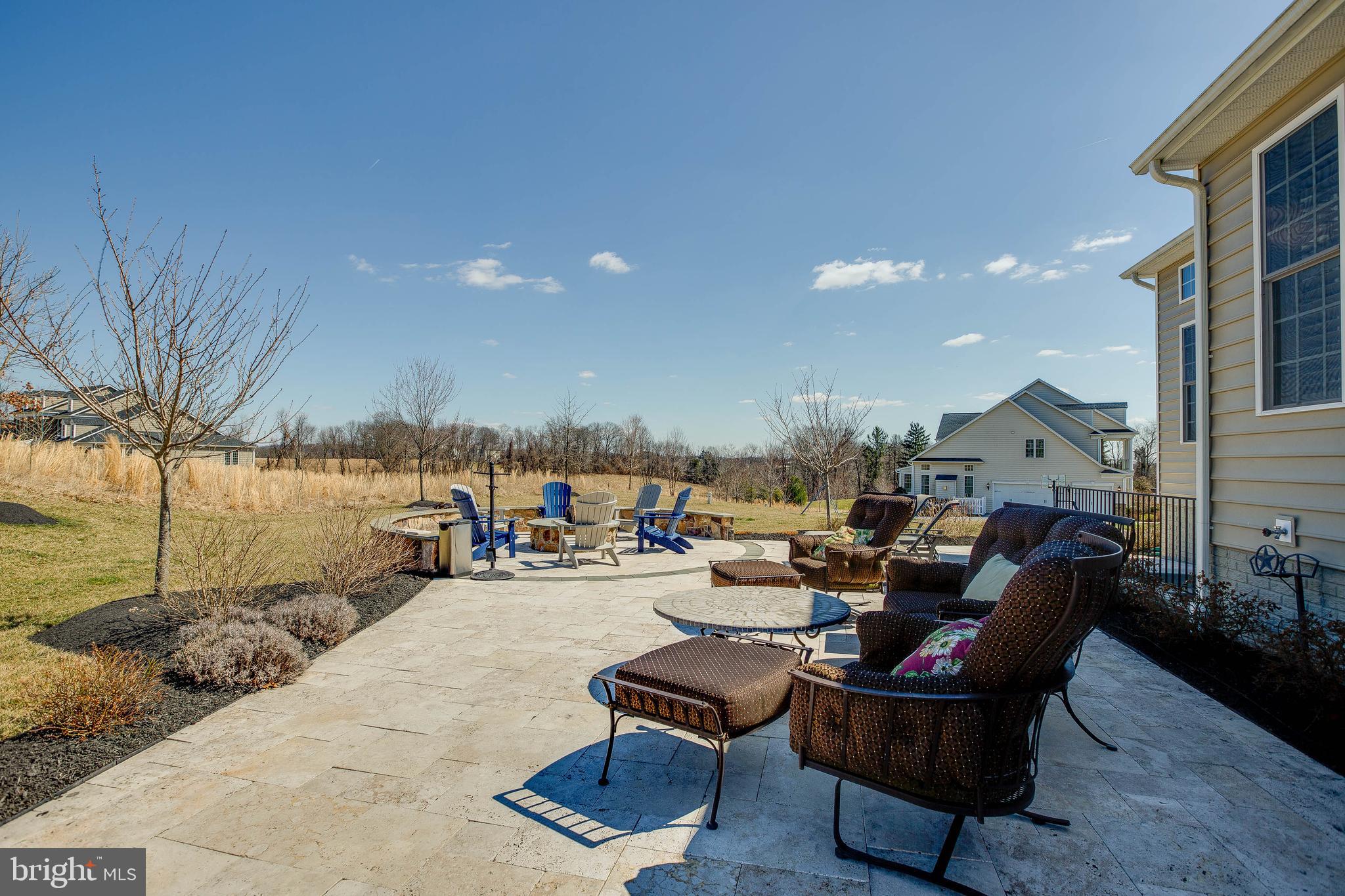 CLOVERFIELD - Residential