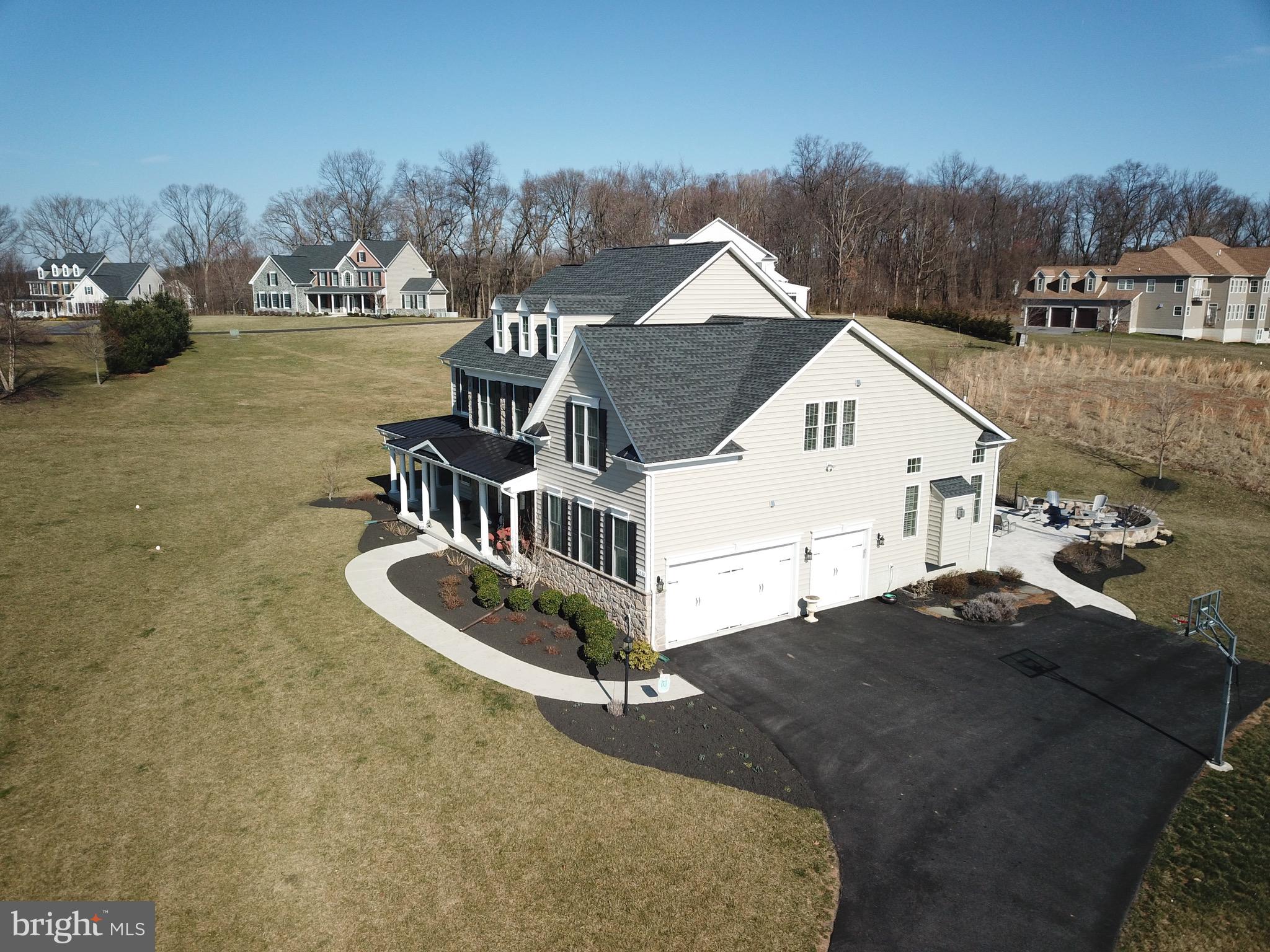 CLOVERFIELD - Residential