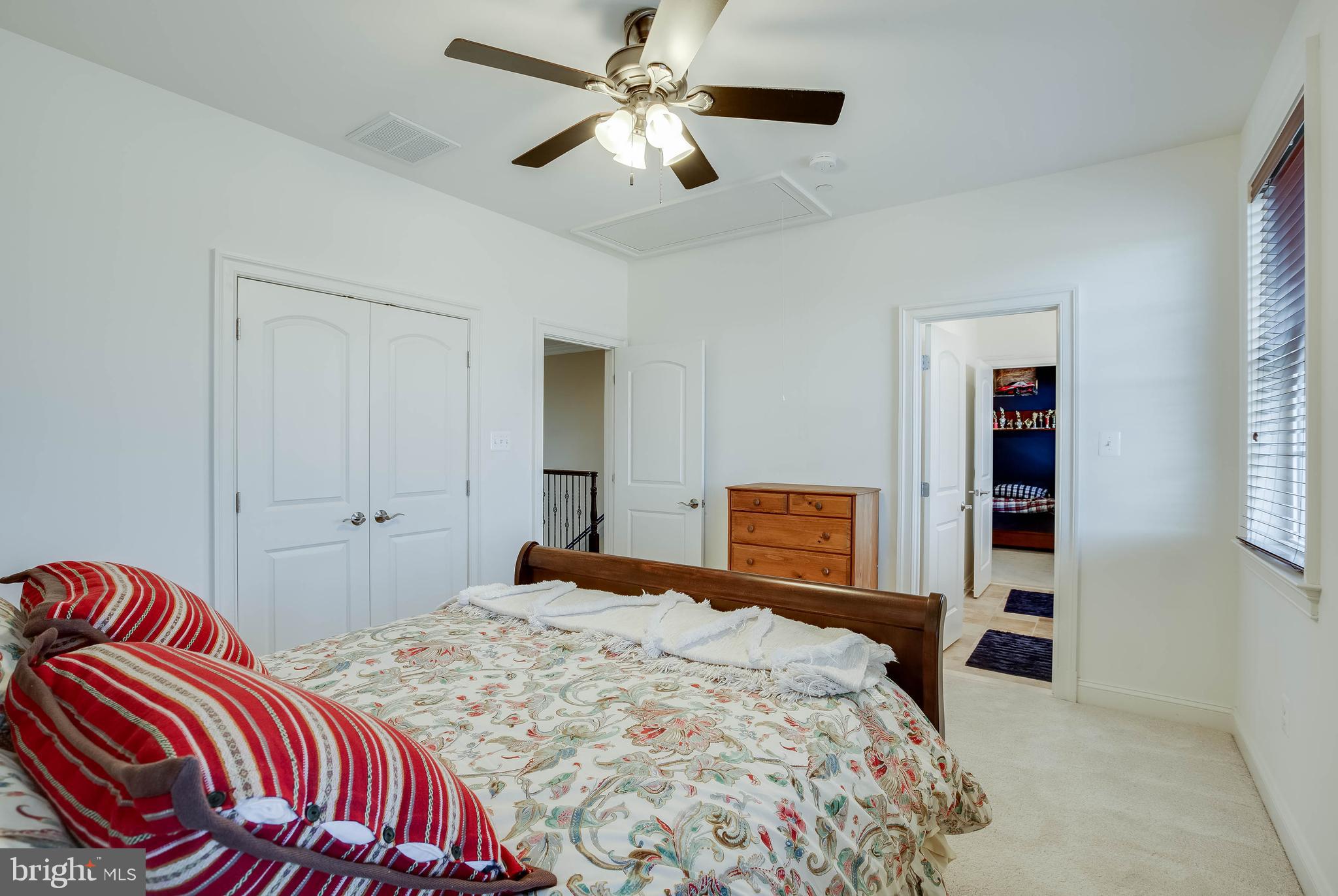 CLOVERFIELD - Residential