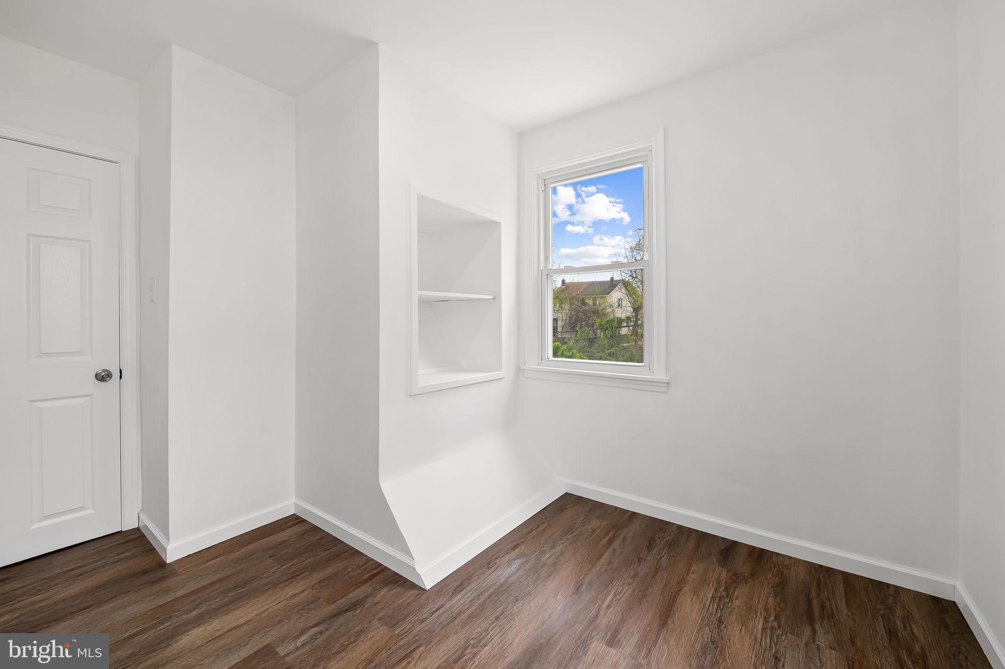 FRANKFORD - Residential