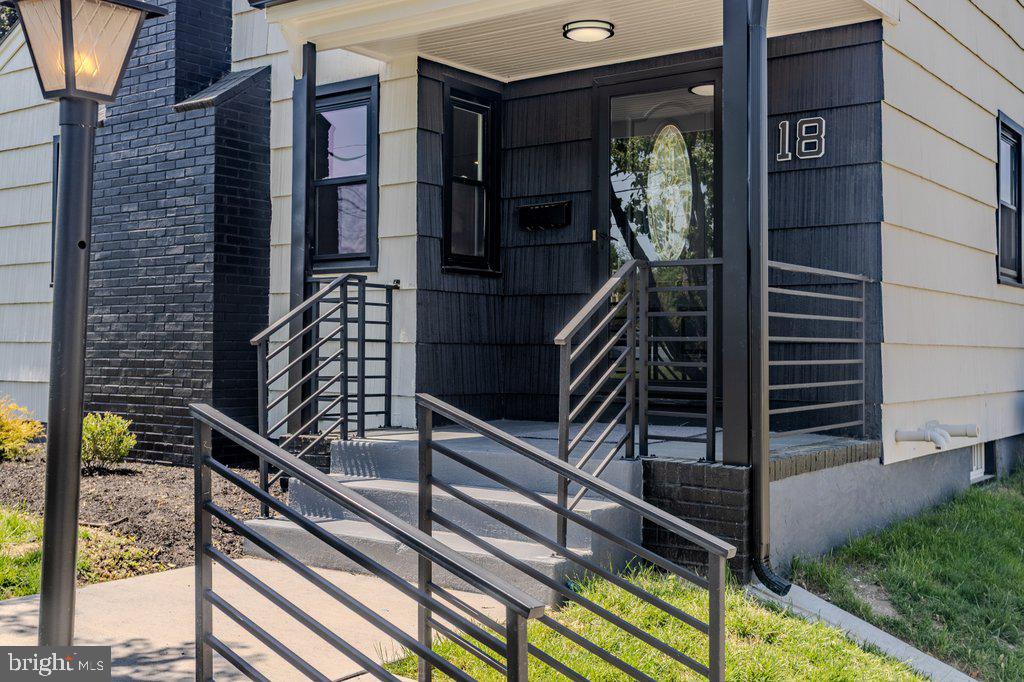 18 BONG TERRACE