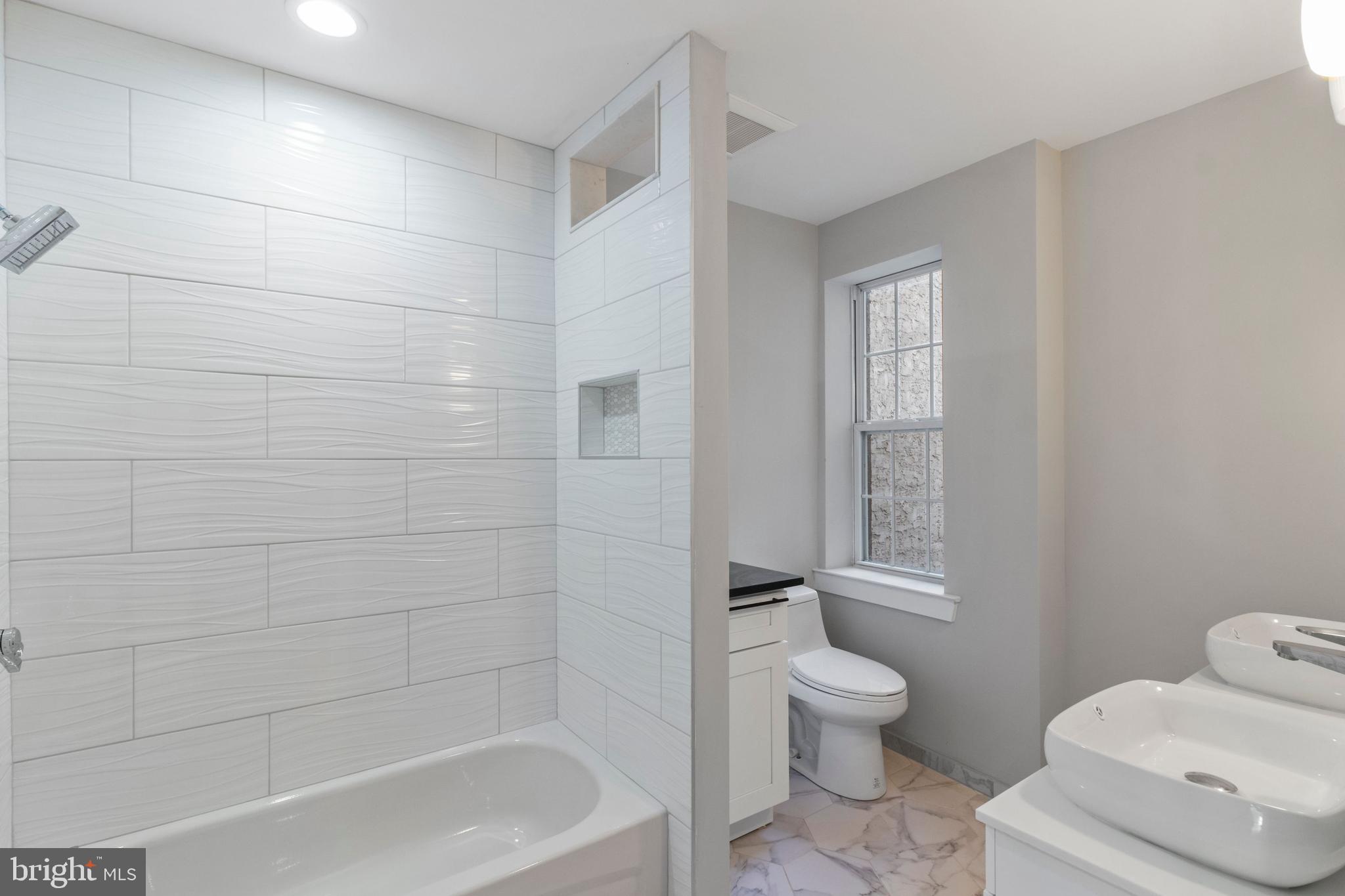 PENNSPORT - Residential Lease