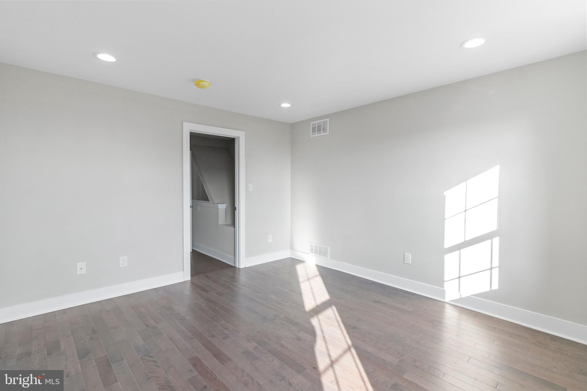 PENNSPORT - Residential Lease