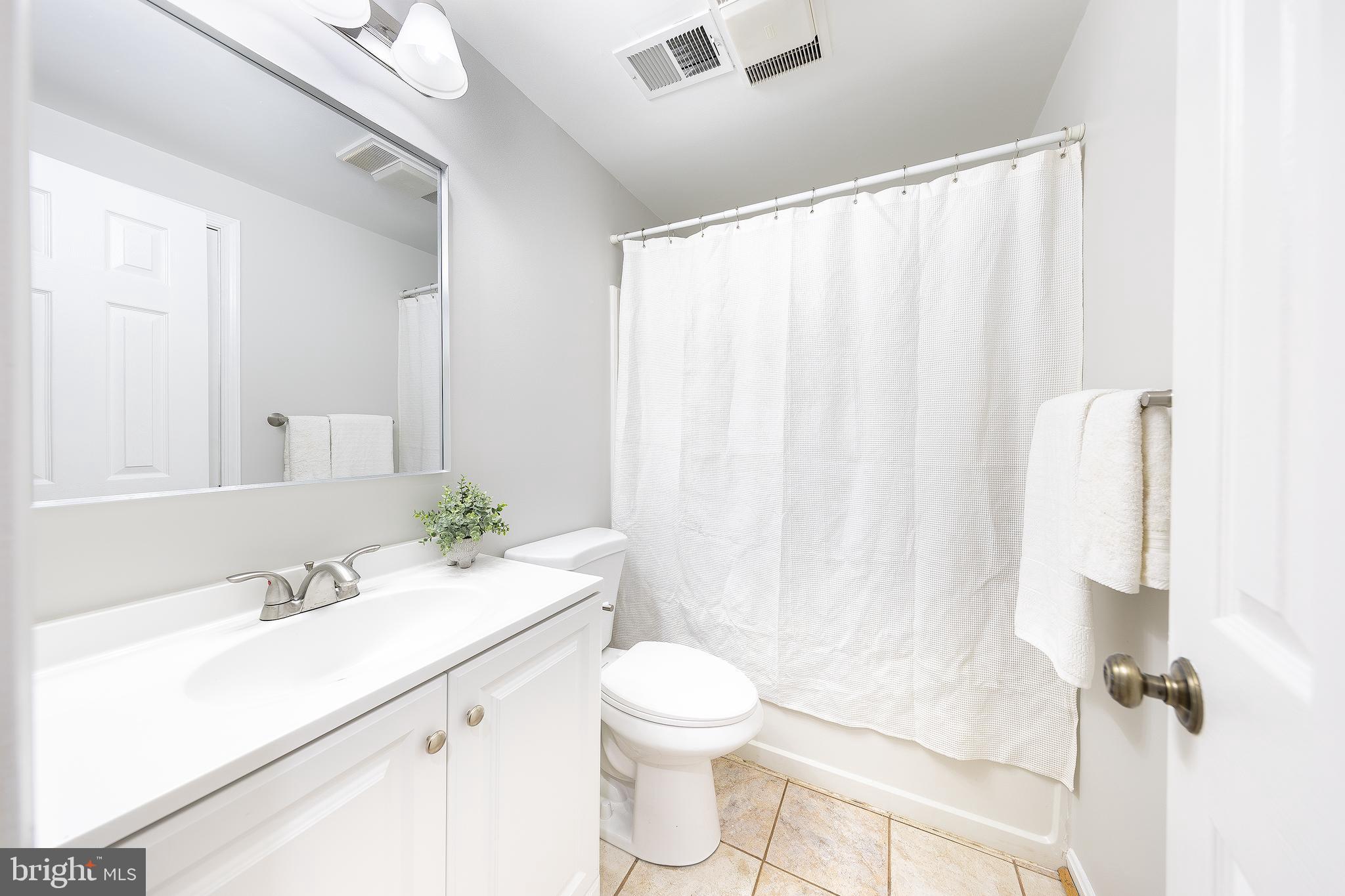 SOUTH KINGS STATION - Residential