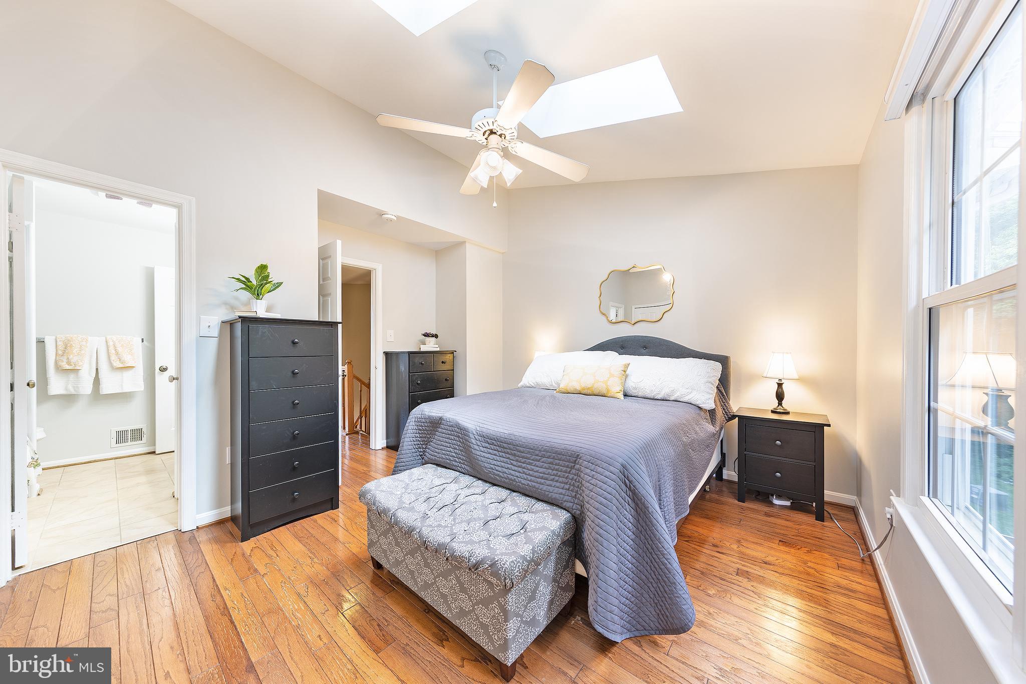 SOUTH KINGS STATION - Residential