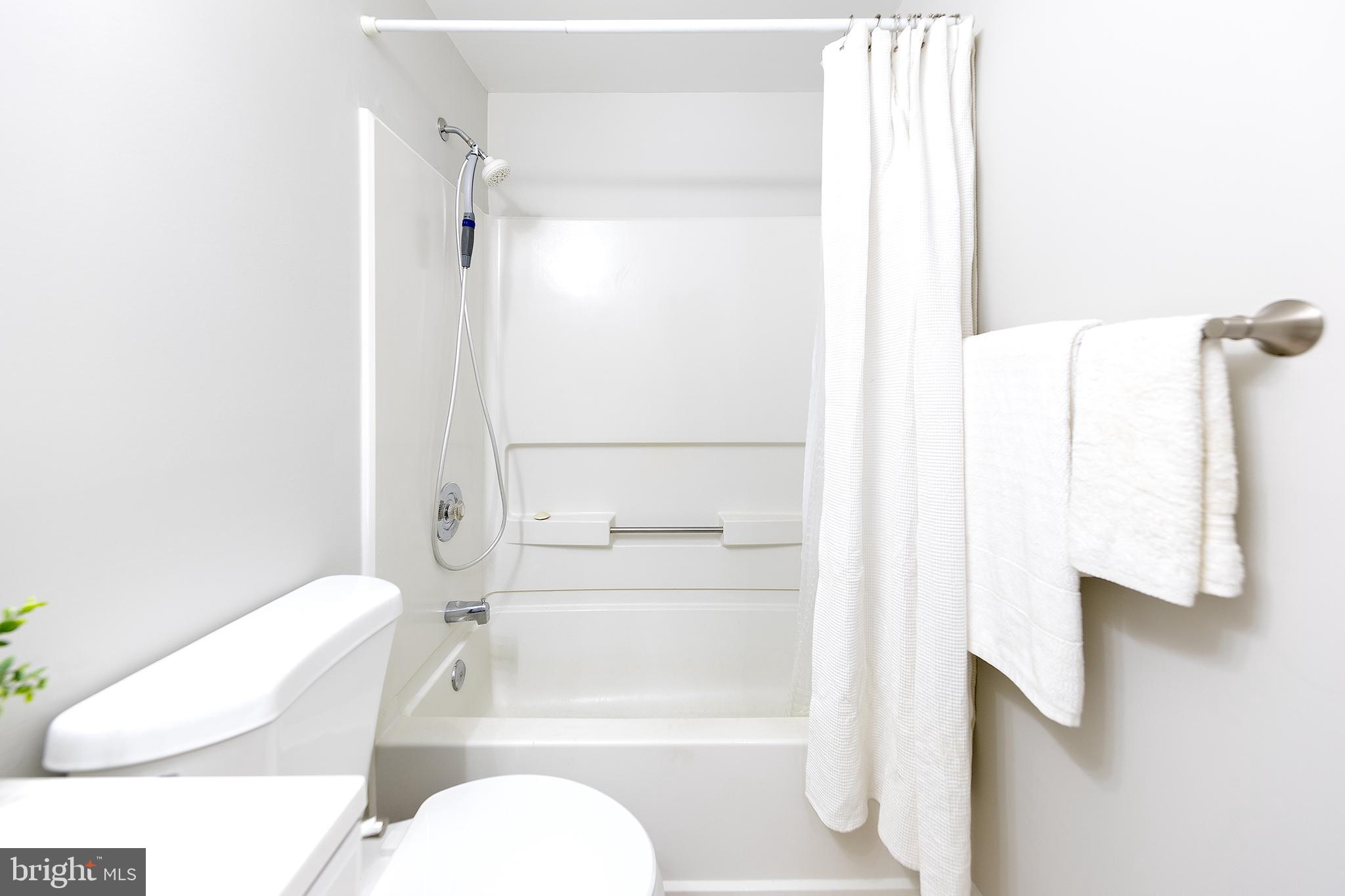 SOUTH KINGS STATION - Residential