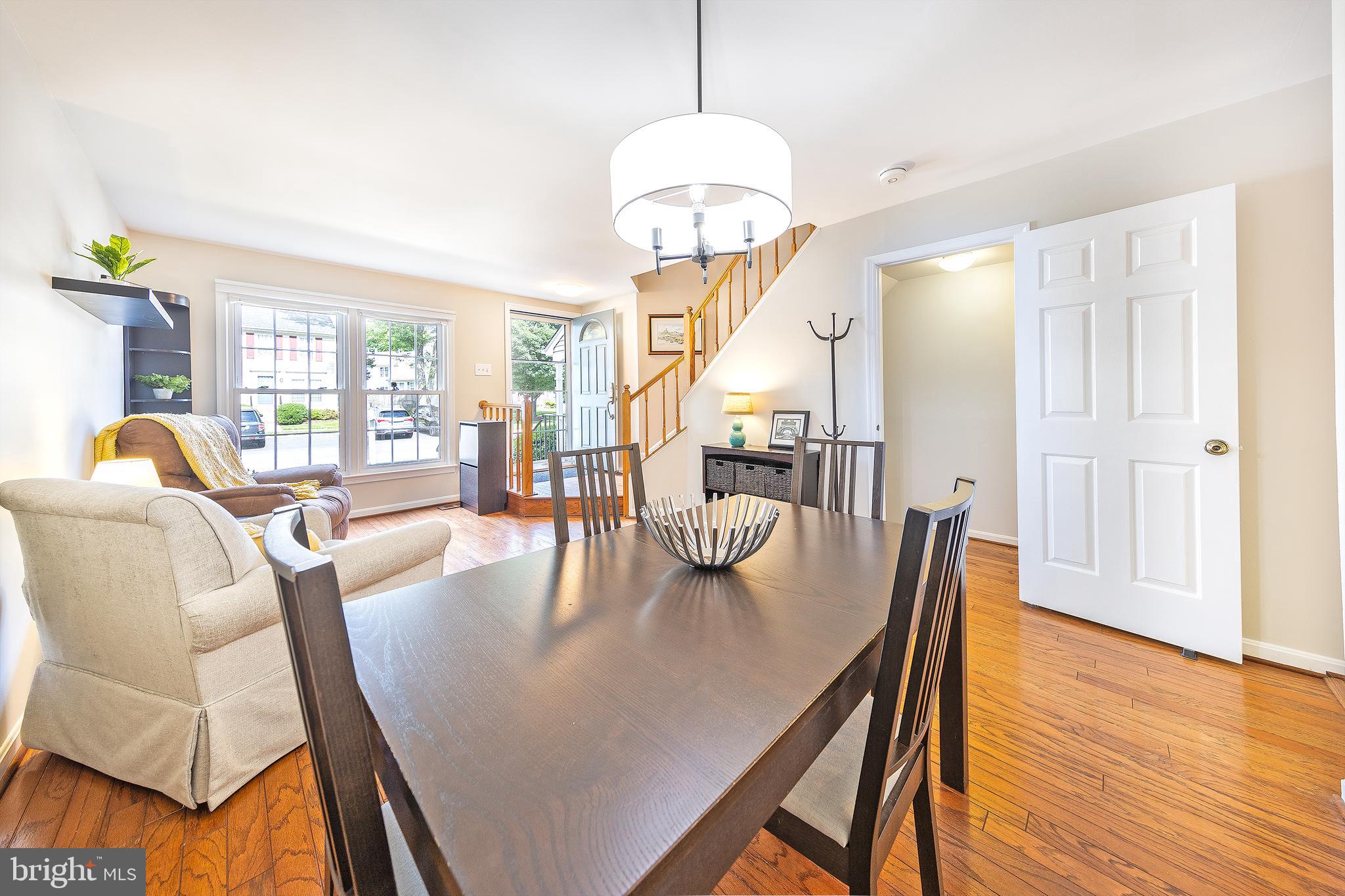 SOUTH KINGS STATION - Residential