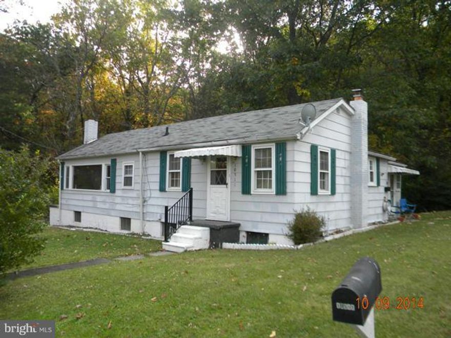 2 bedroom rancher located in a great neighborhood in LaVale. You don't want to miss this one. Would be great home if you are looking to down size or if you are just getting started! Call today!