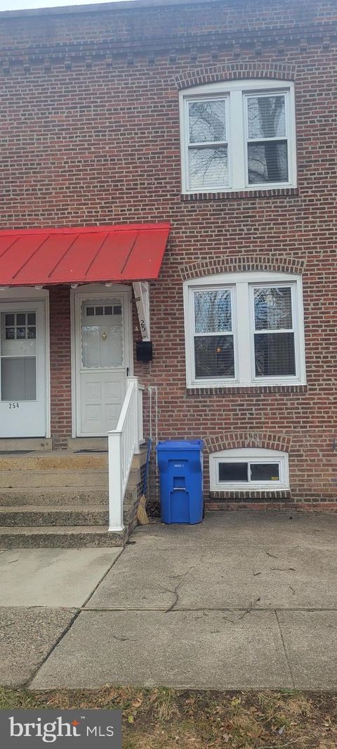 Townhouse For Sale - 256 6th Avenue<br/> ROEBLING, NJ 08554