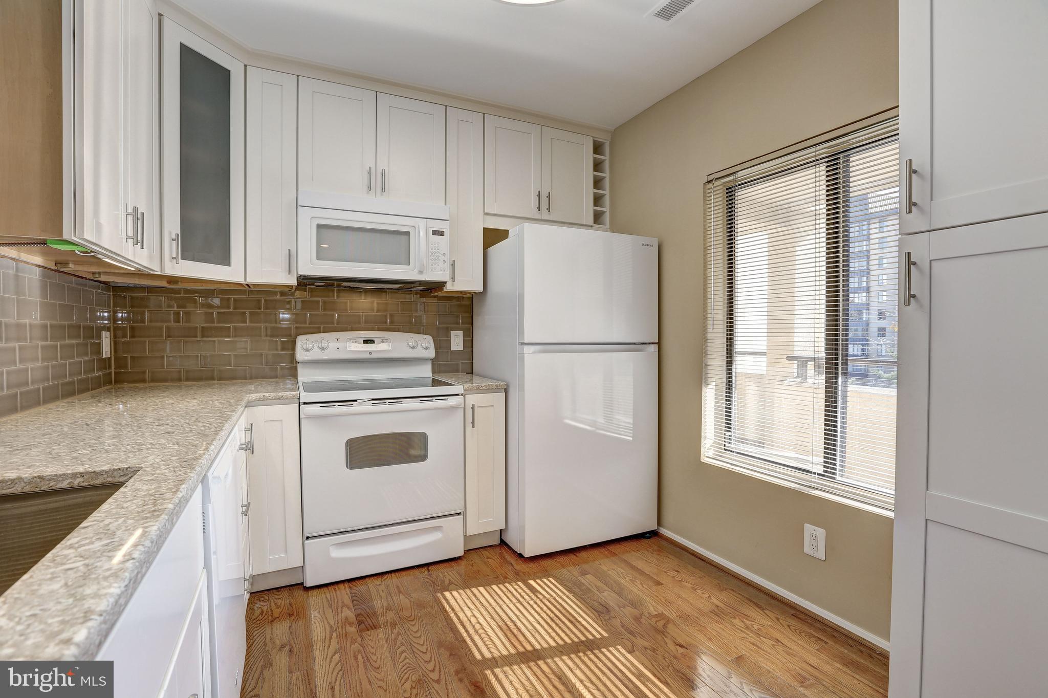 MIRAMONT VILLAS CODM - Residential Lease