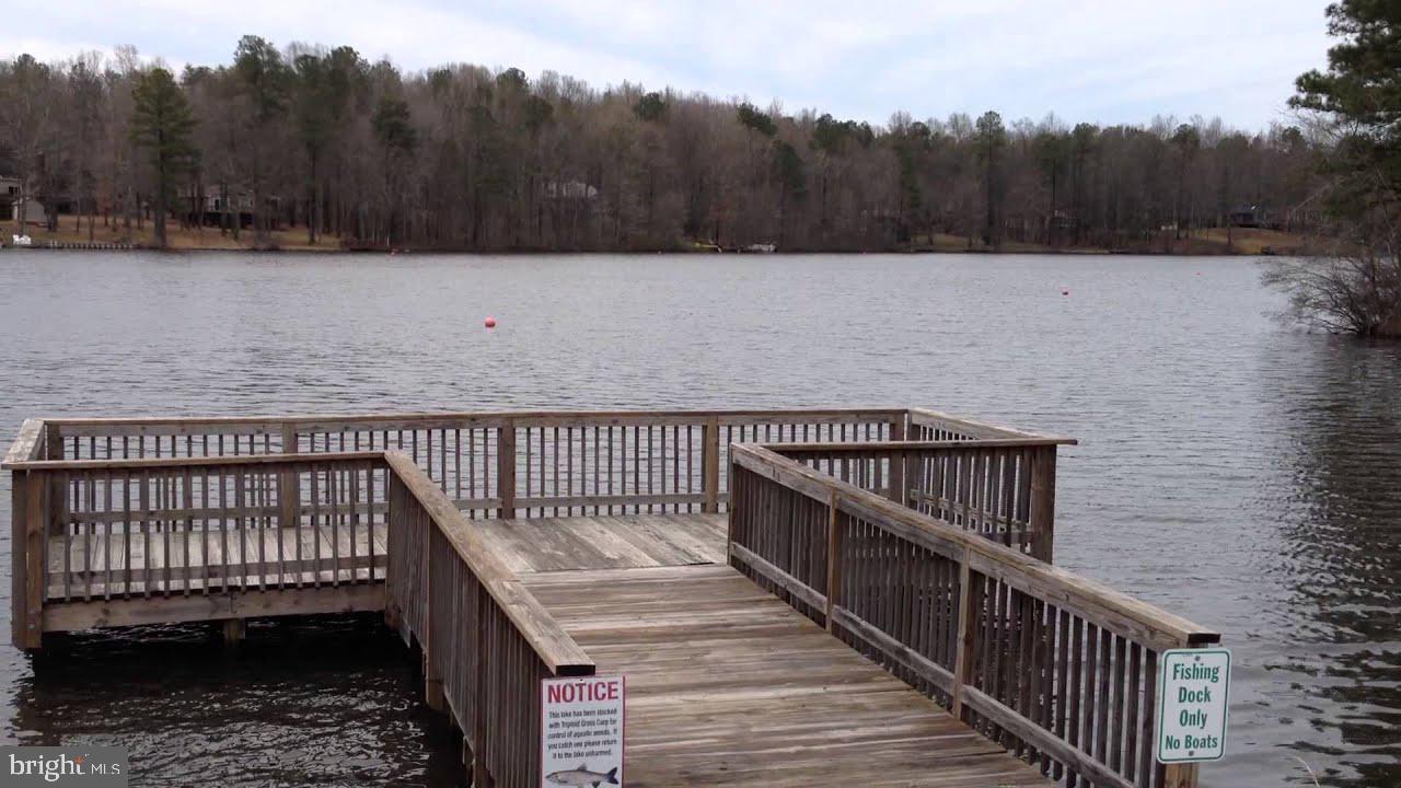 LAKE CAROLINE - Residential