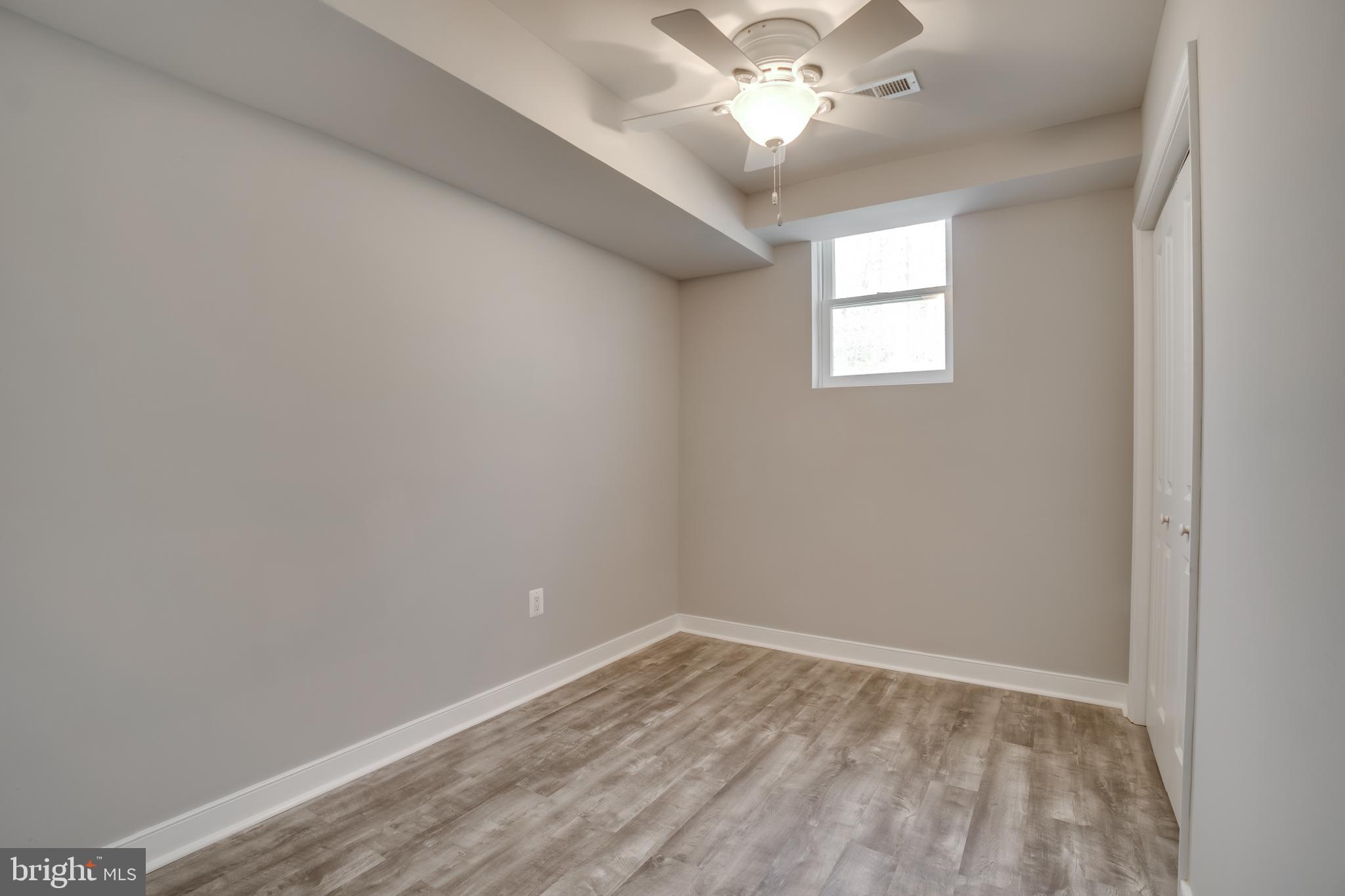 LAKE CAROLINE - Residential