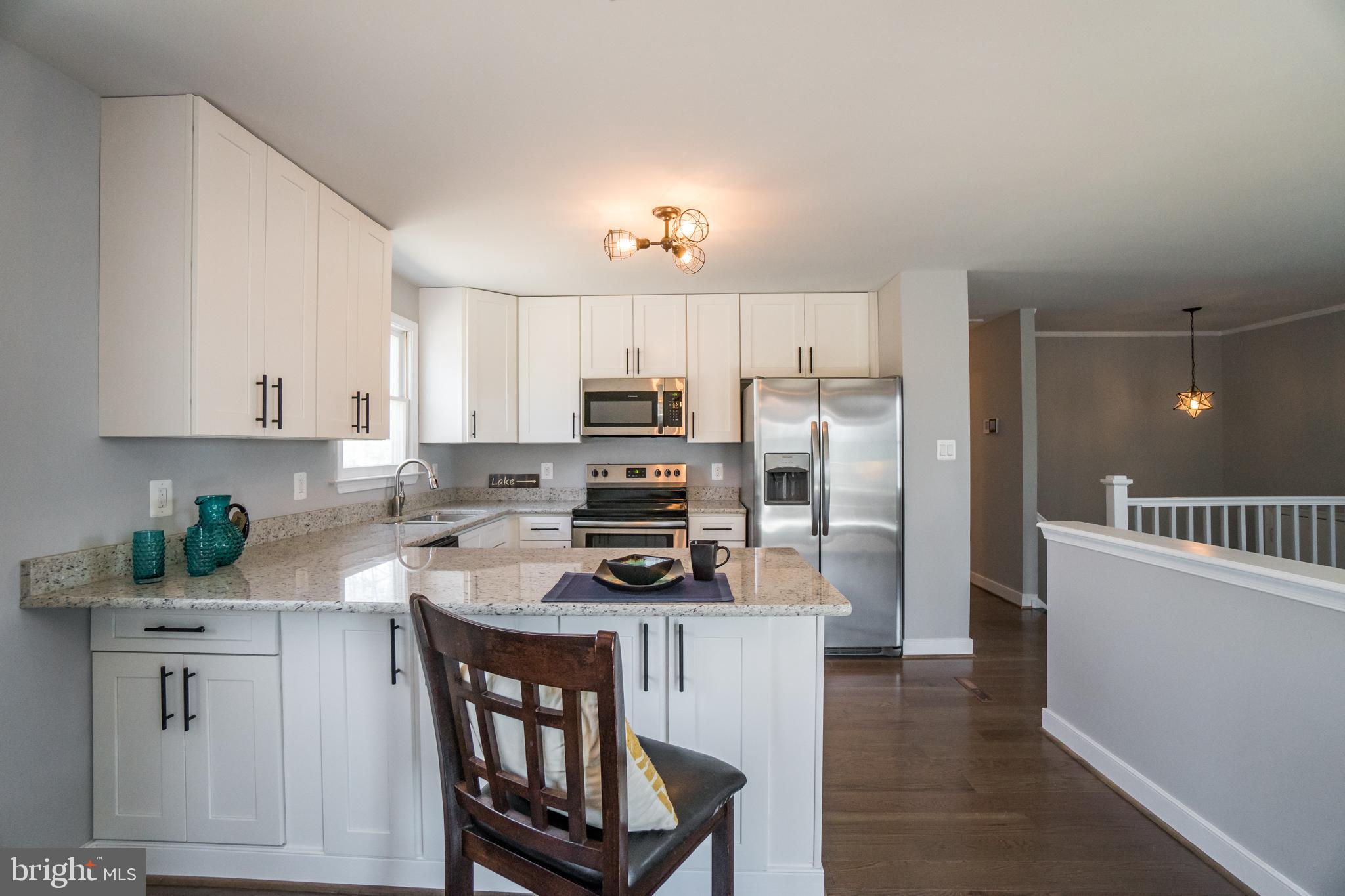 LAKE CAROLINE - Residential