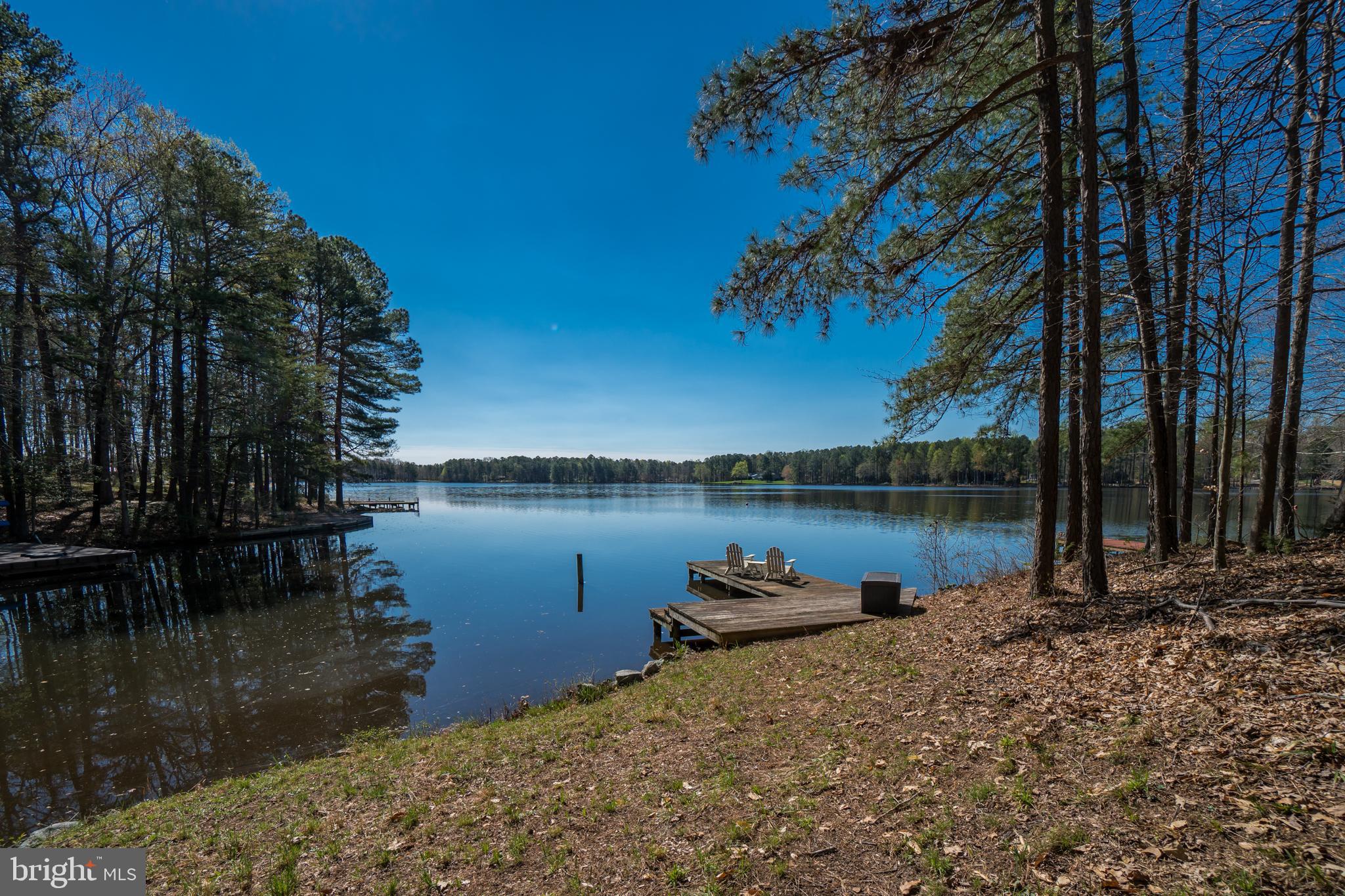LAKE CAROLINE - Residential