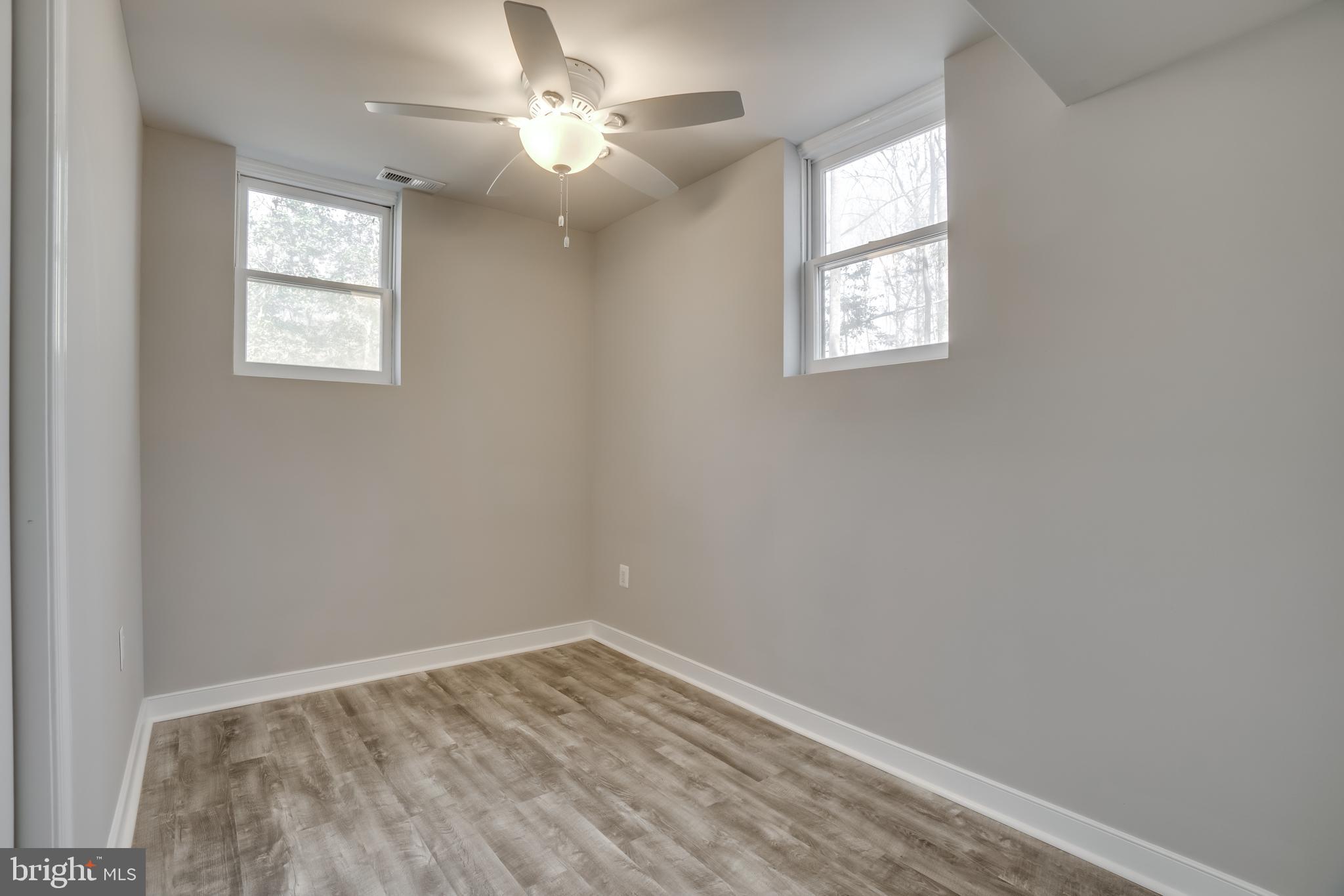 LAKE CAROLINE - Residential