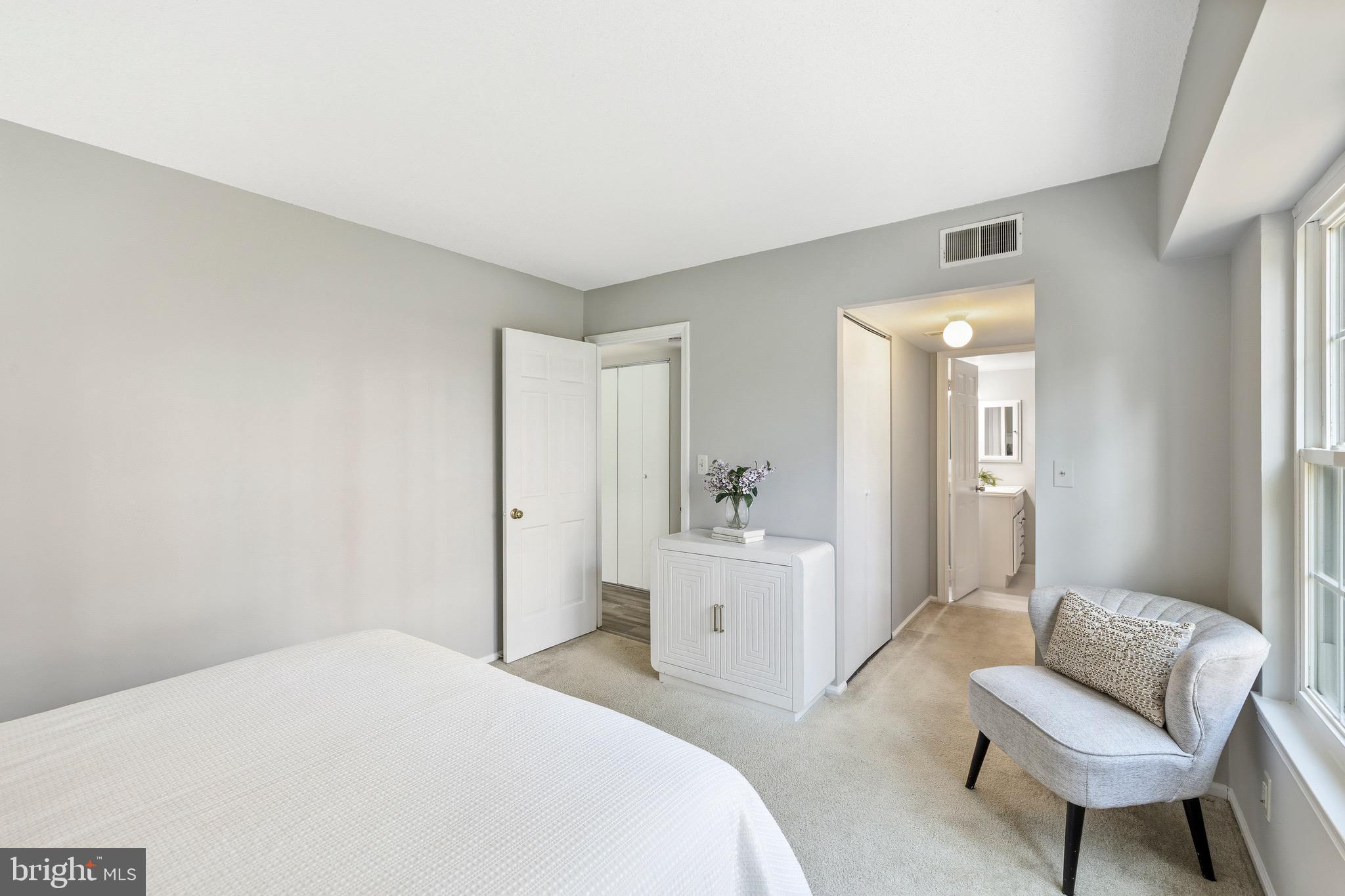 COLONIES AT MCLEAN - Residential