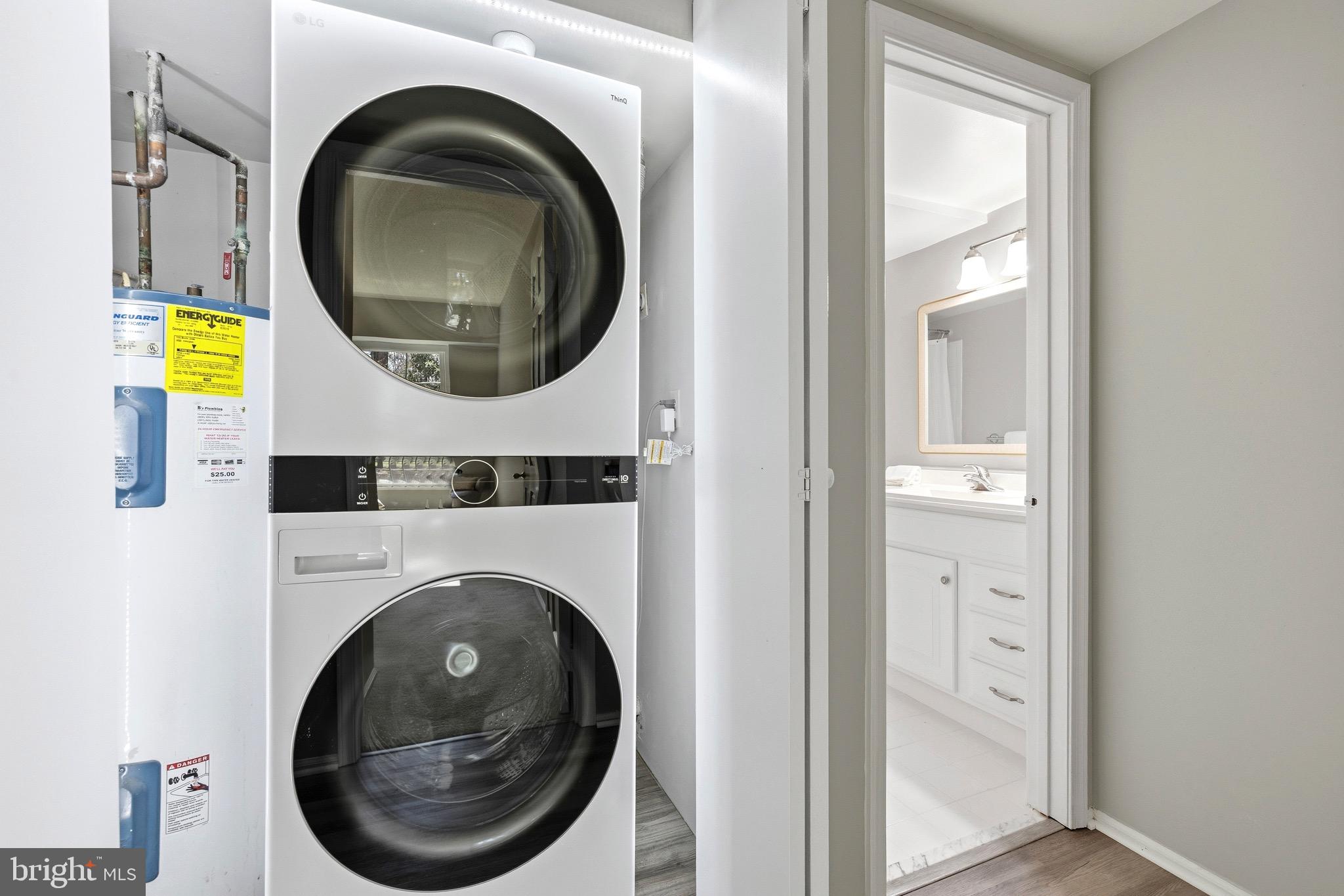 COLONIES AT MCLEAN - Residential