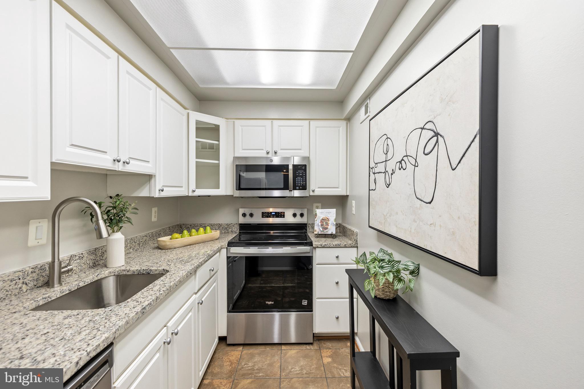 COLONIES AT MCLEAN - Residential