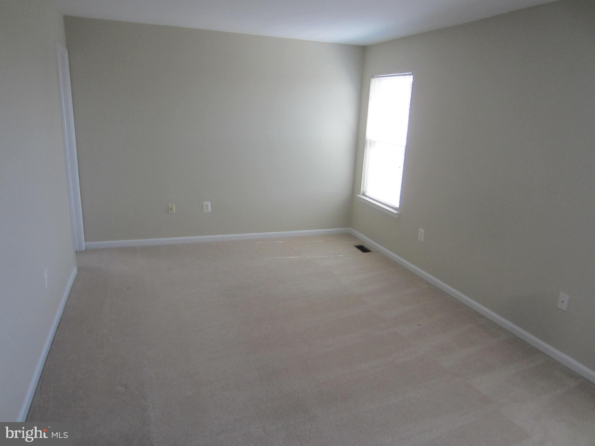 KINGSTOWNE - Residential Lease