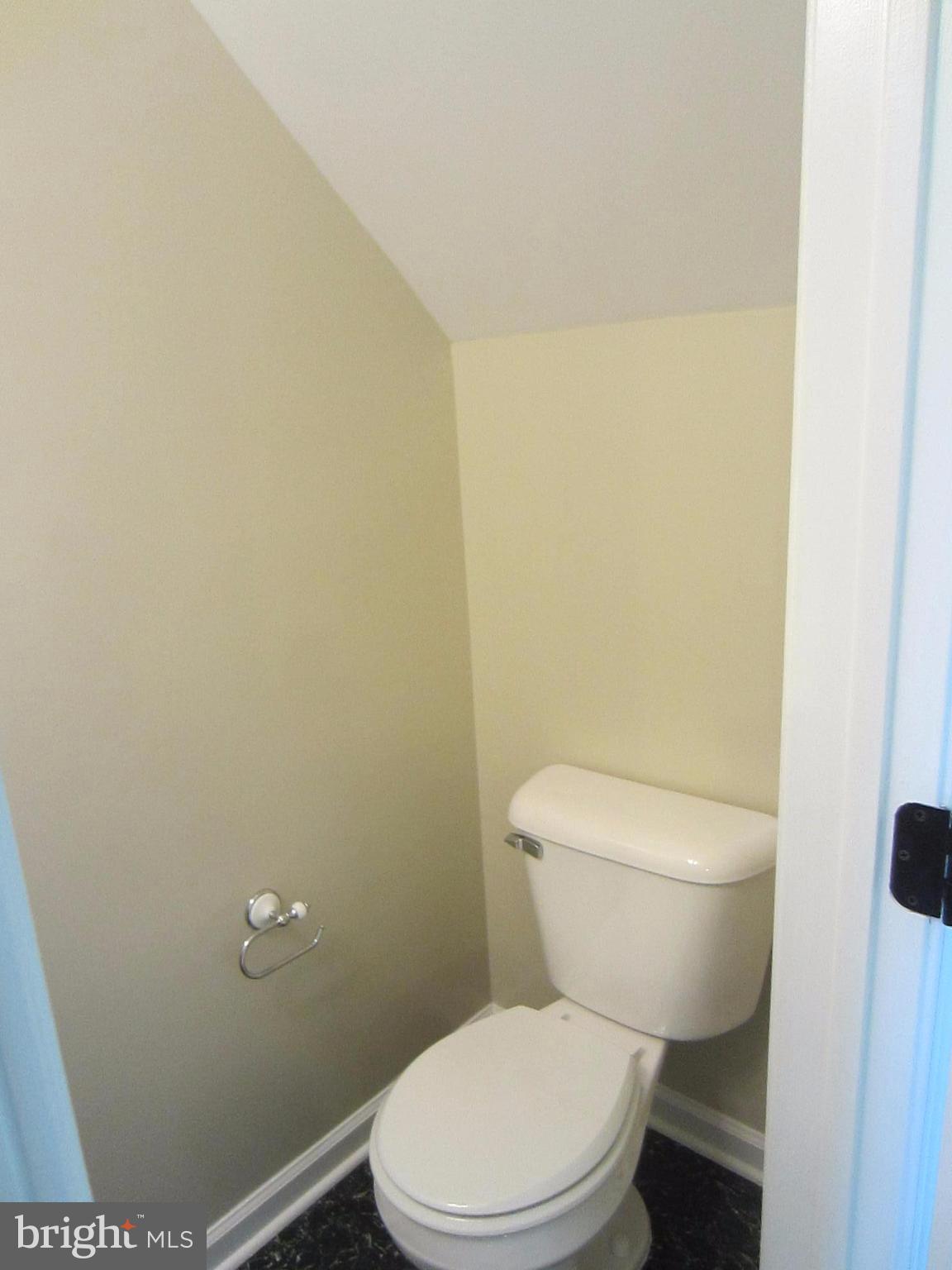 KINGSTOWNE - Residential Lease