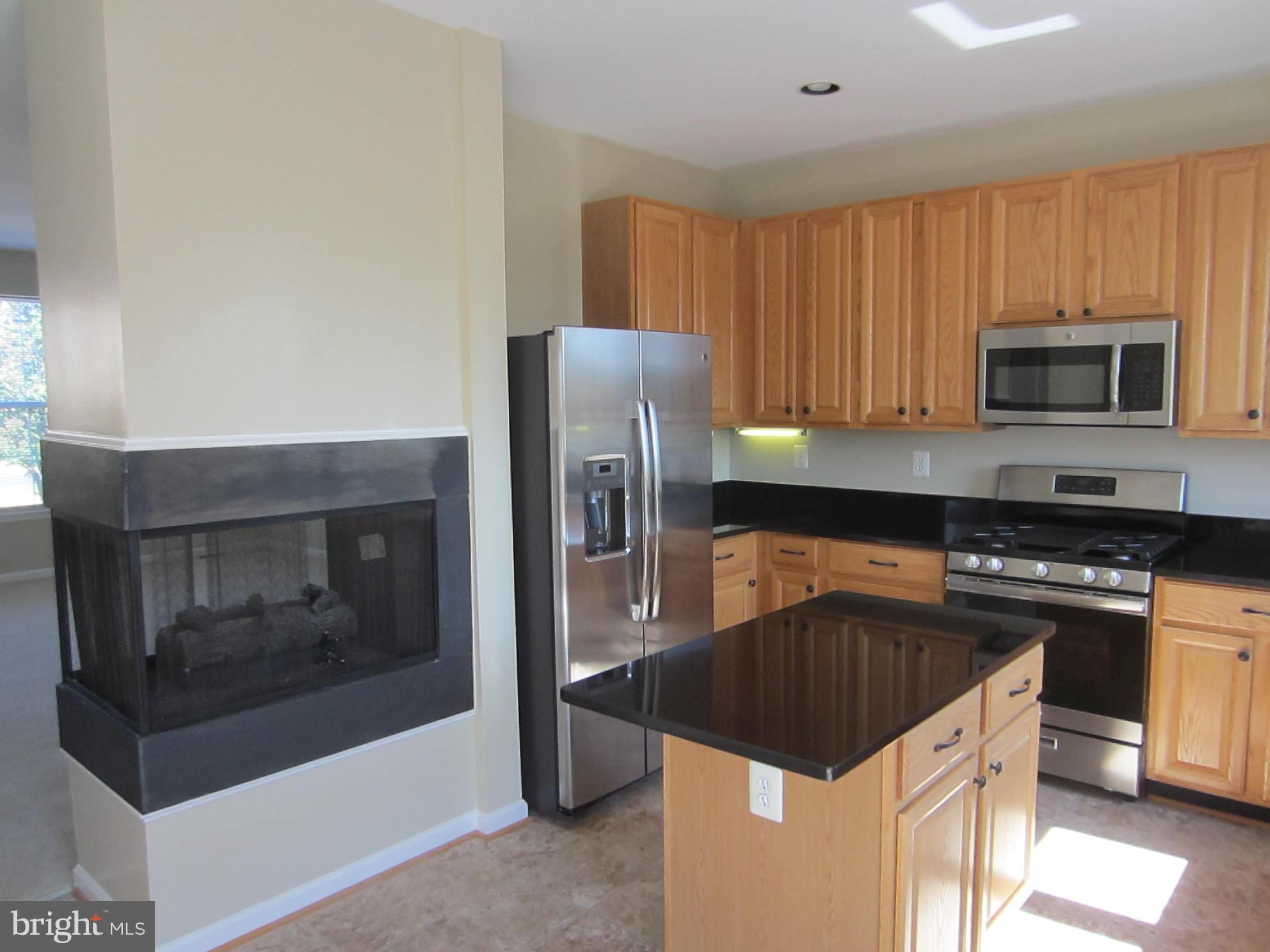 KINGSTOWNE - Residential Lease